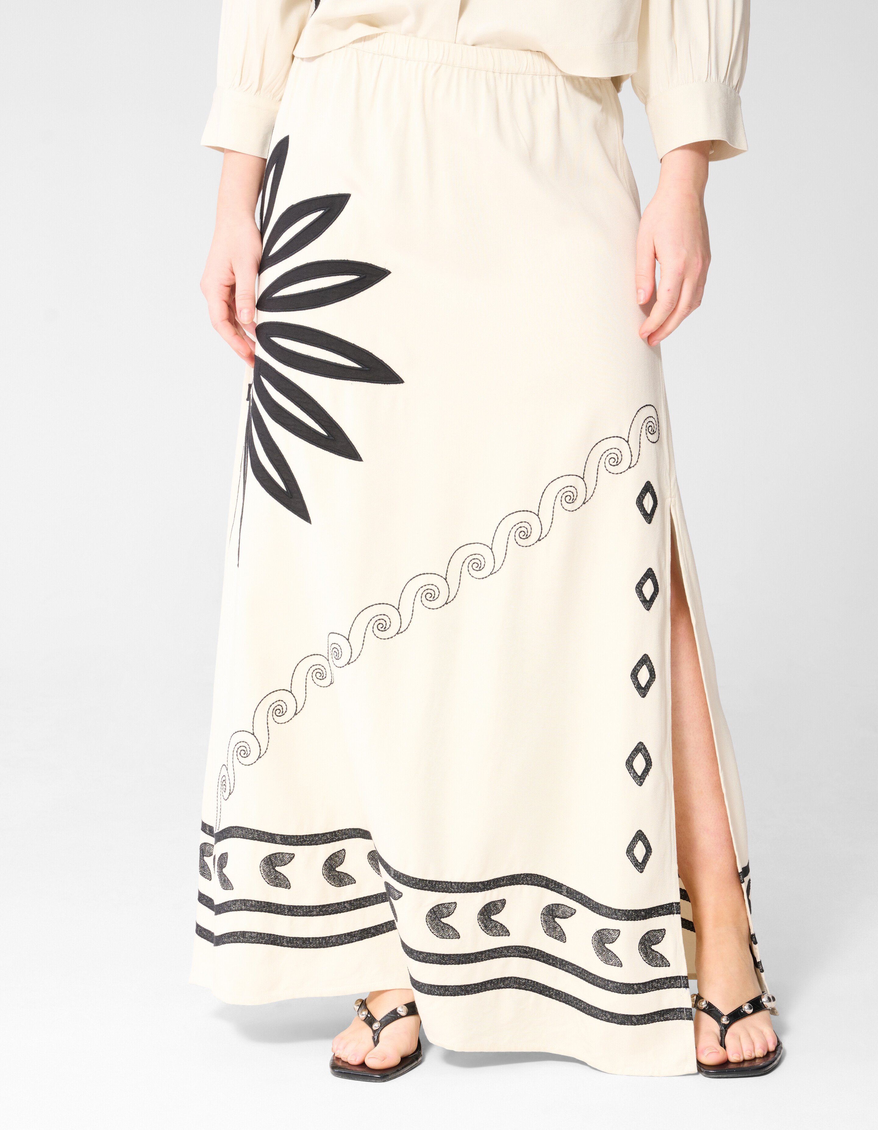 Sun Embroidery Maxi Rok Gebroken Wit SHOEBY WOMEN