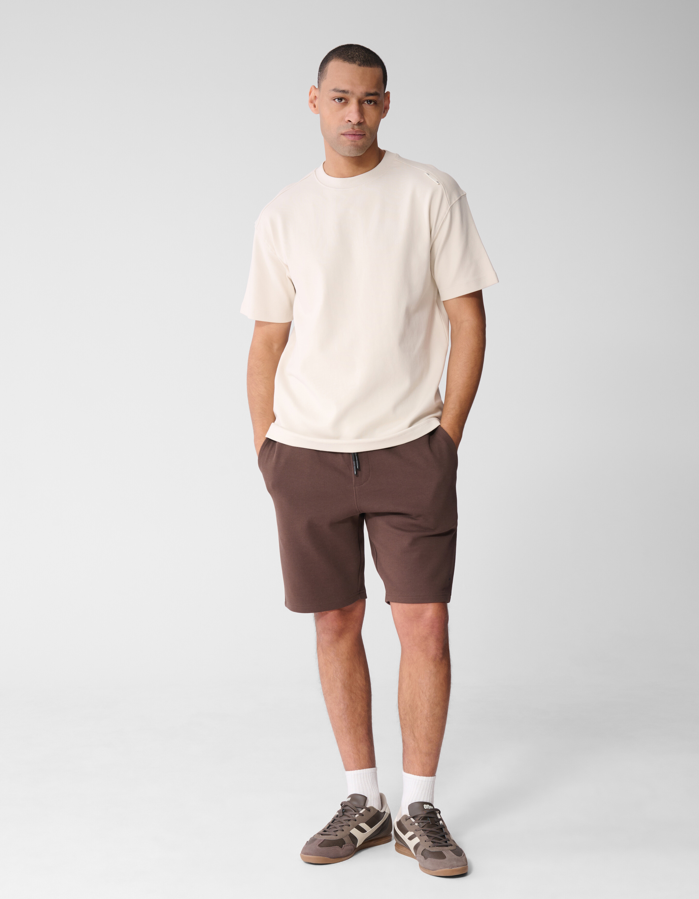 Basis Relaxed Fit T-shirt Beige SHOEBY MEN