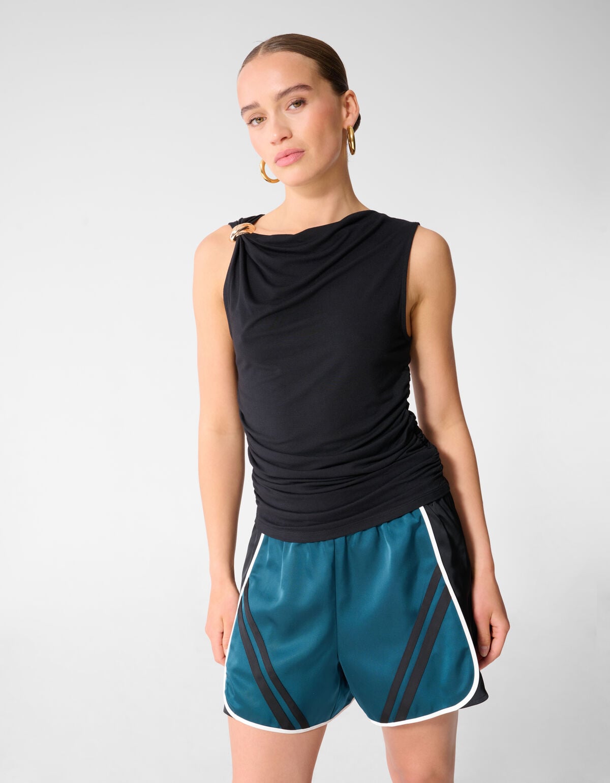 Sleeveless Hardware Top Zwart SHOEBY WOMEN