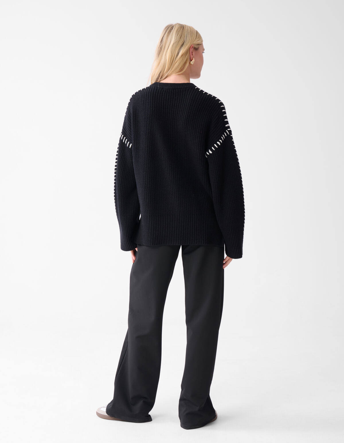 Stitch Trui Zwart SHOEBY WOMEN