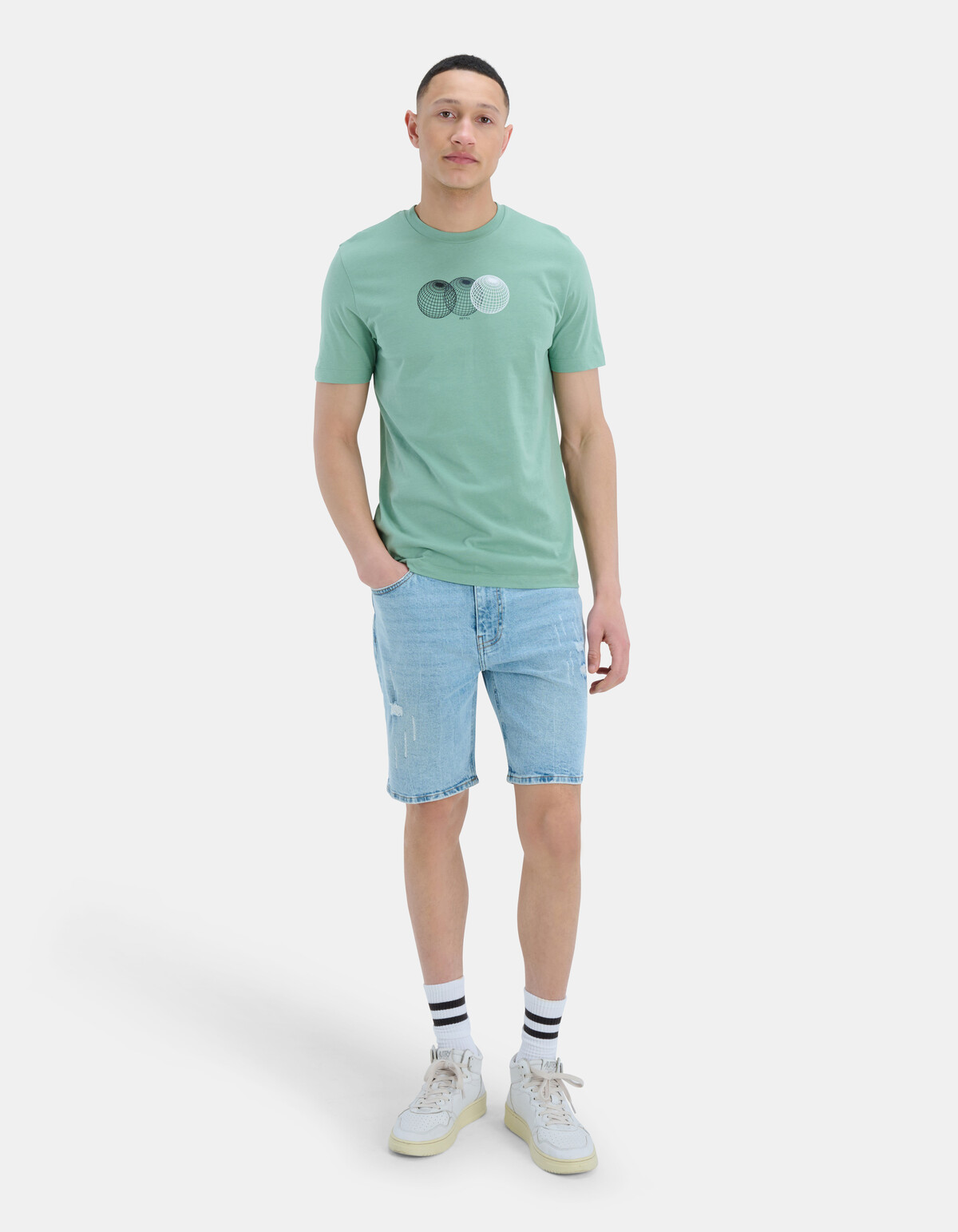 World T-shirt REFILL