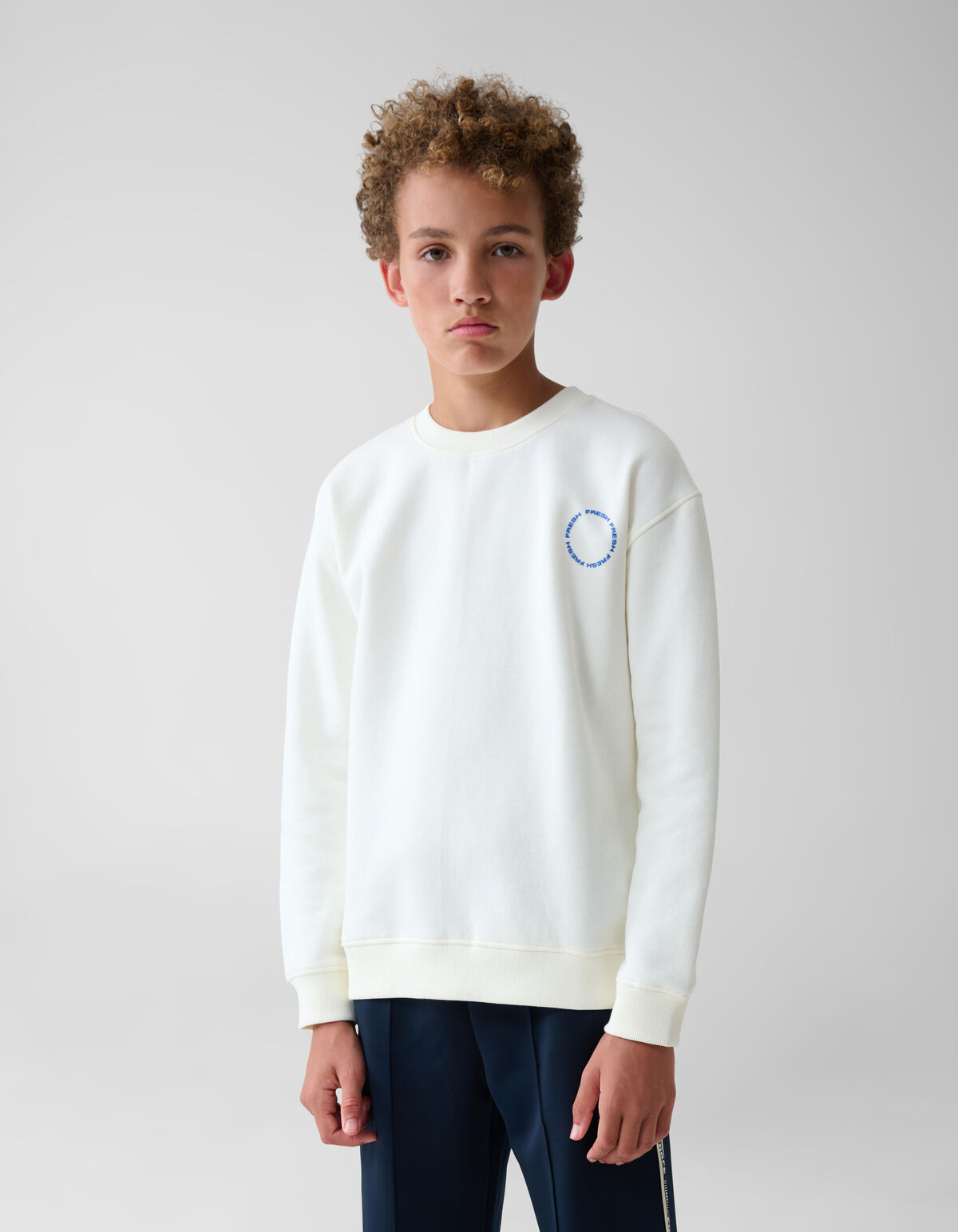 Artwork Sweater Wit SHOEBY BOYS