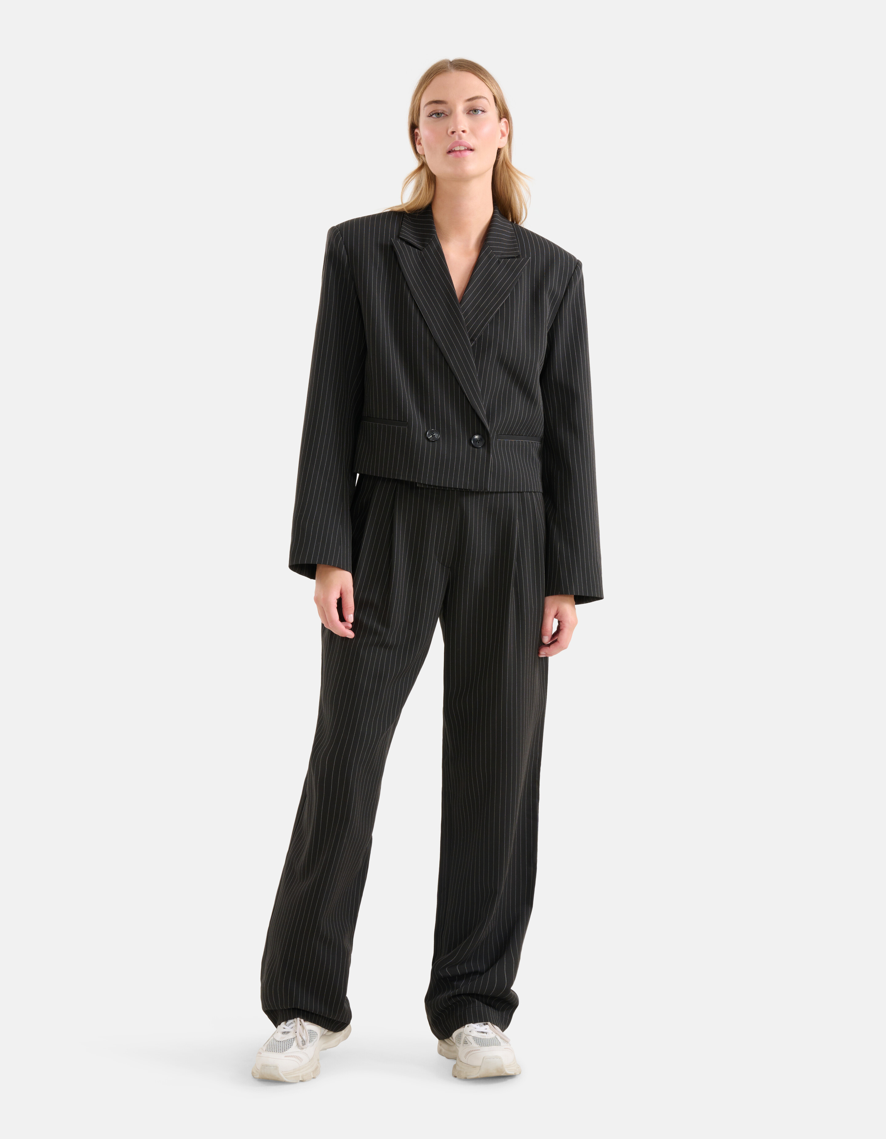 Pinstripe Cropped Blazer Zwart SHOEBY WOMEN