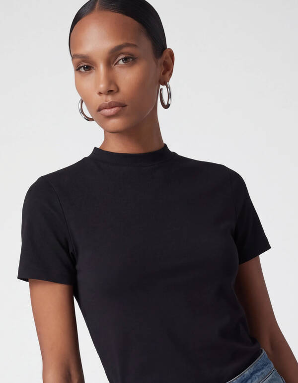 Fitted T-shirt Zwart SHOEBY WOMEN
