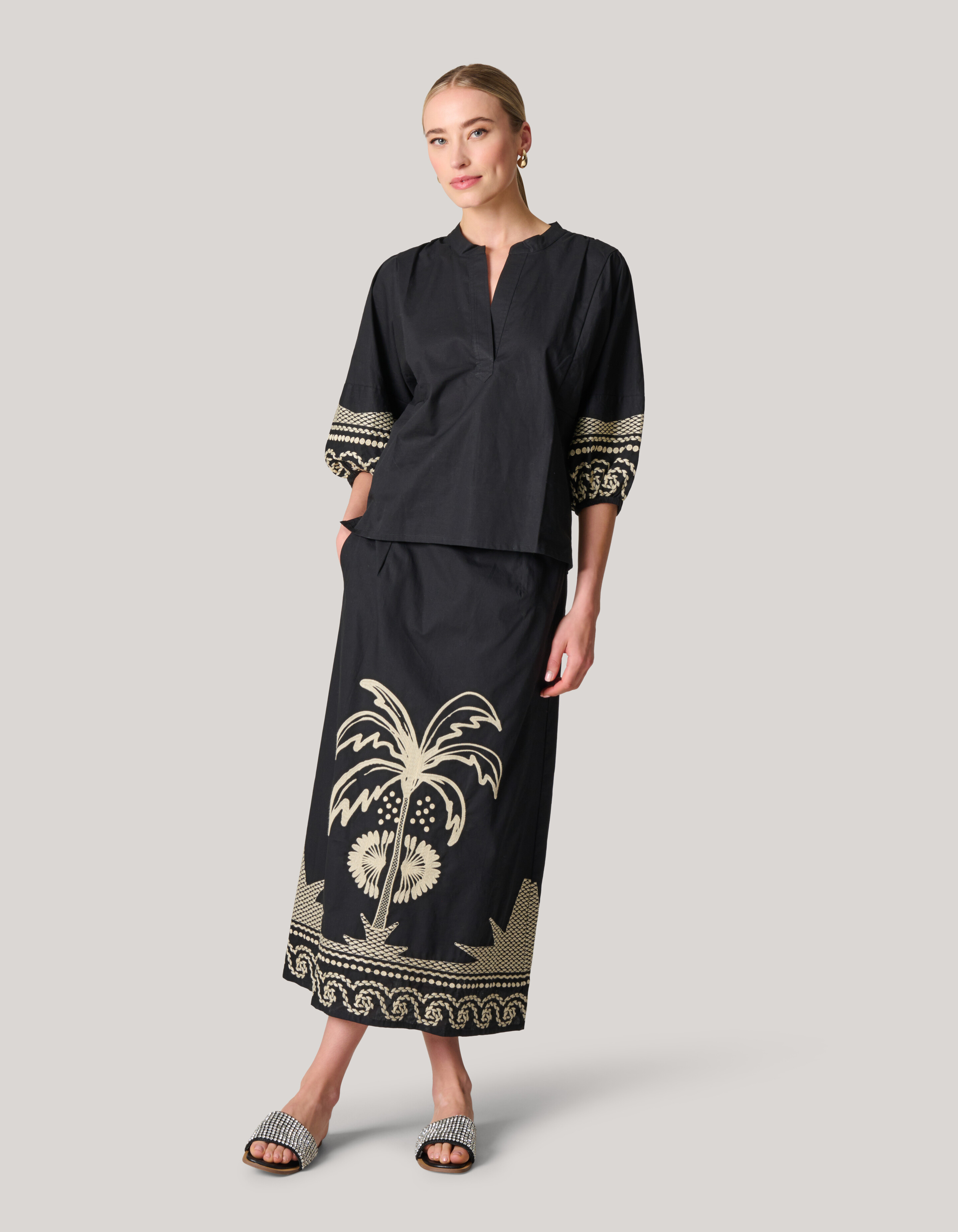 Embroidery Top Zwart SHOEBY WOMEN