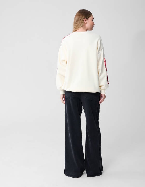 Oversized Cherry Artwork Sweater Gebroken Wit SHOEBY WOMEN