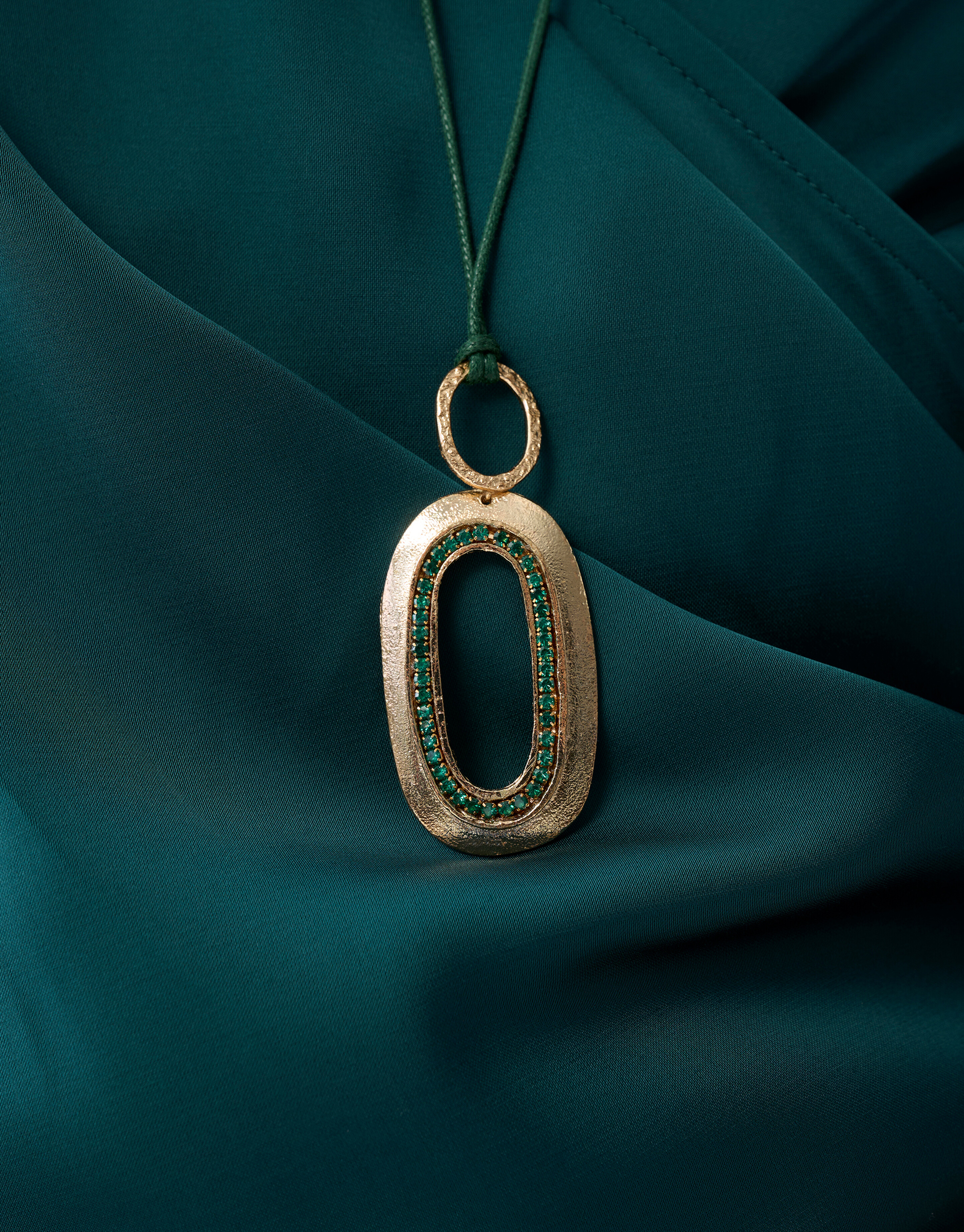 Hammered Oval Strass Ketting Goud By Mieke SHOEBY ACCESSOIRES