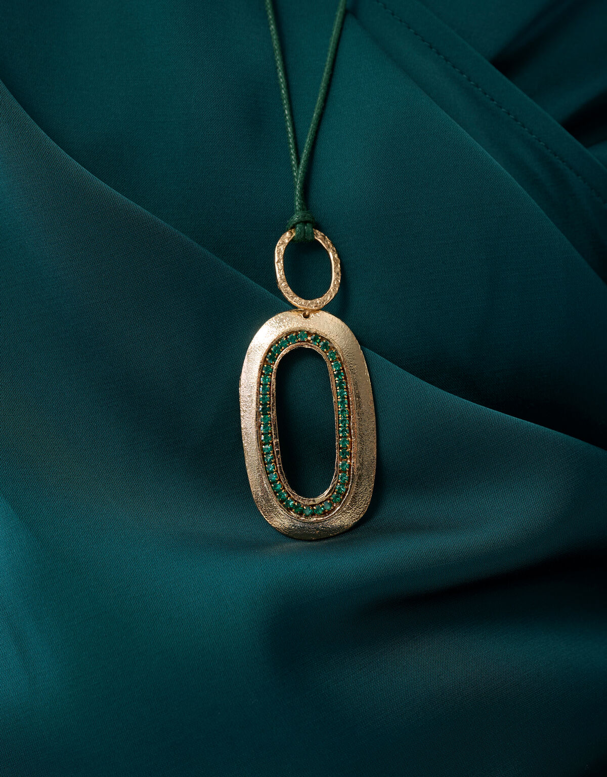 Hammered Oval Strass Ketting Goud By Mieke SHOEBY ACCESSOIRES