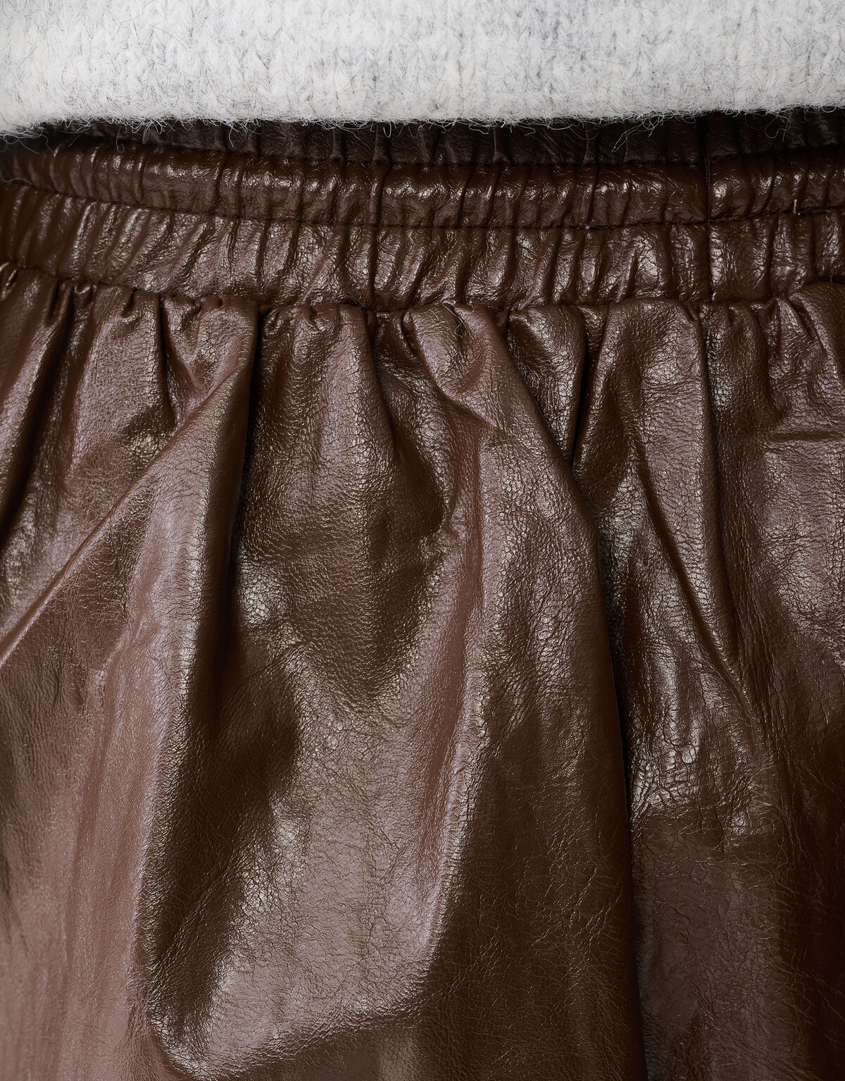 Vegan Leren Balloon Fit Mini Rok Bruin SHOEBY WOMEN