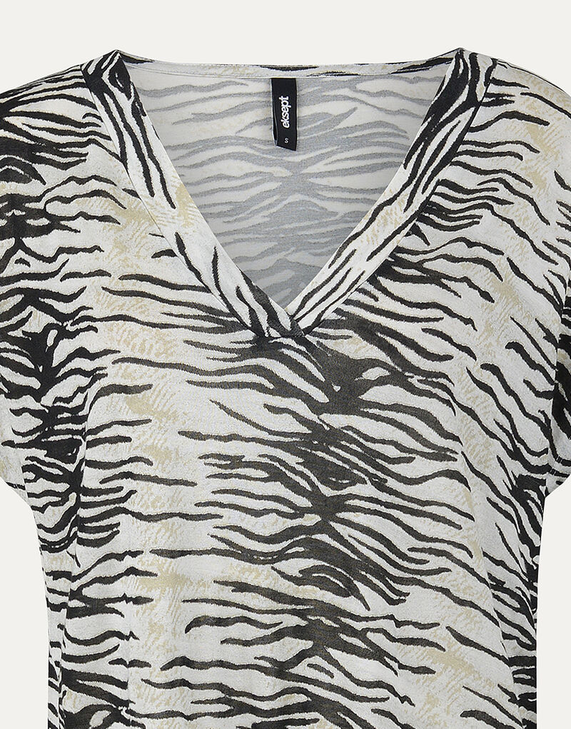 Lynn T-shirt