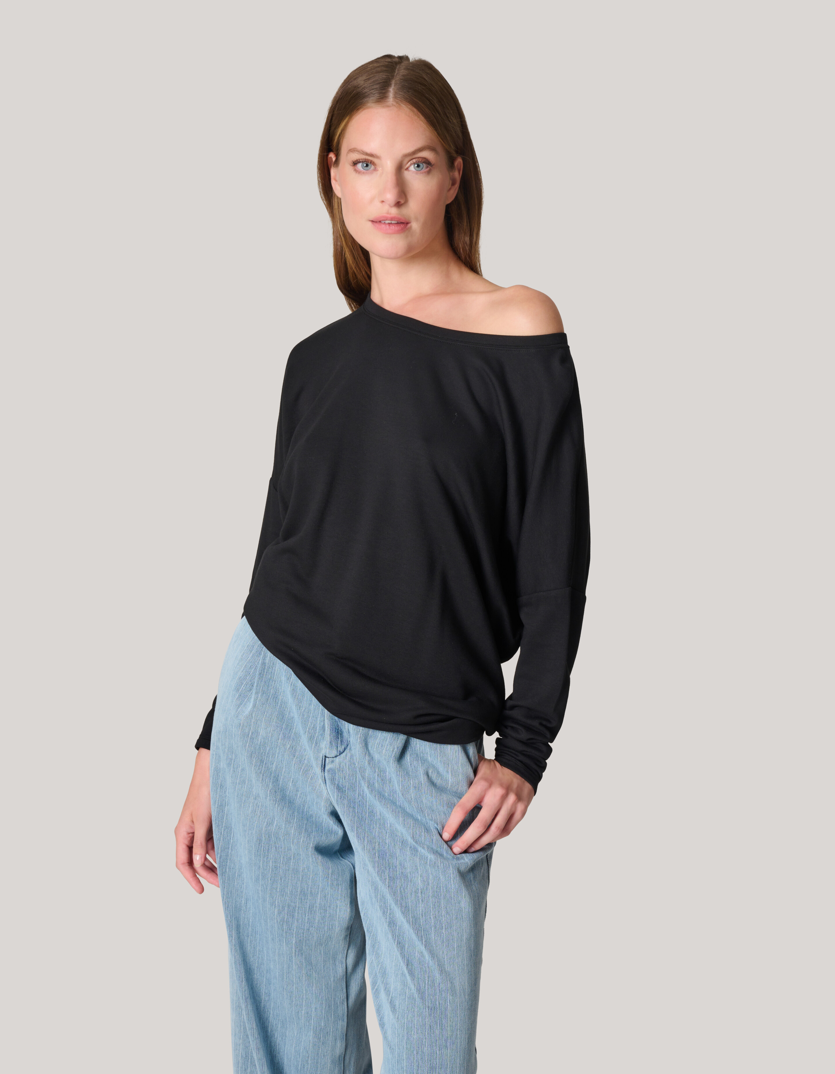 Basis Oversized Top Zwart SHOEBY WOMEN