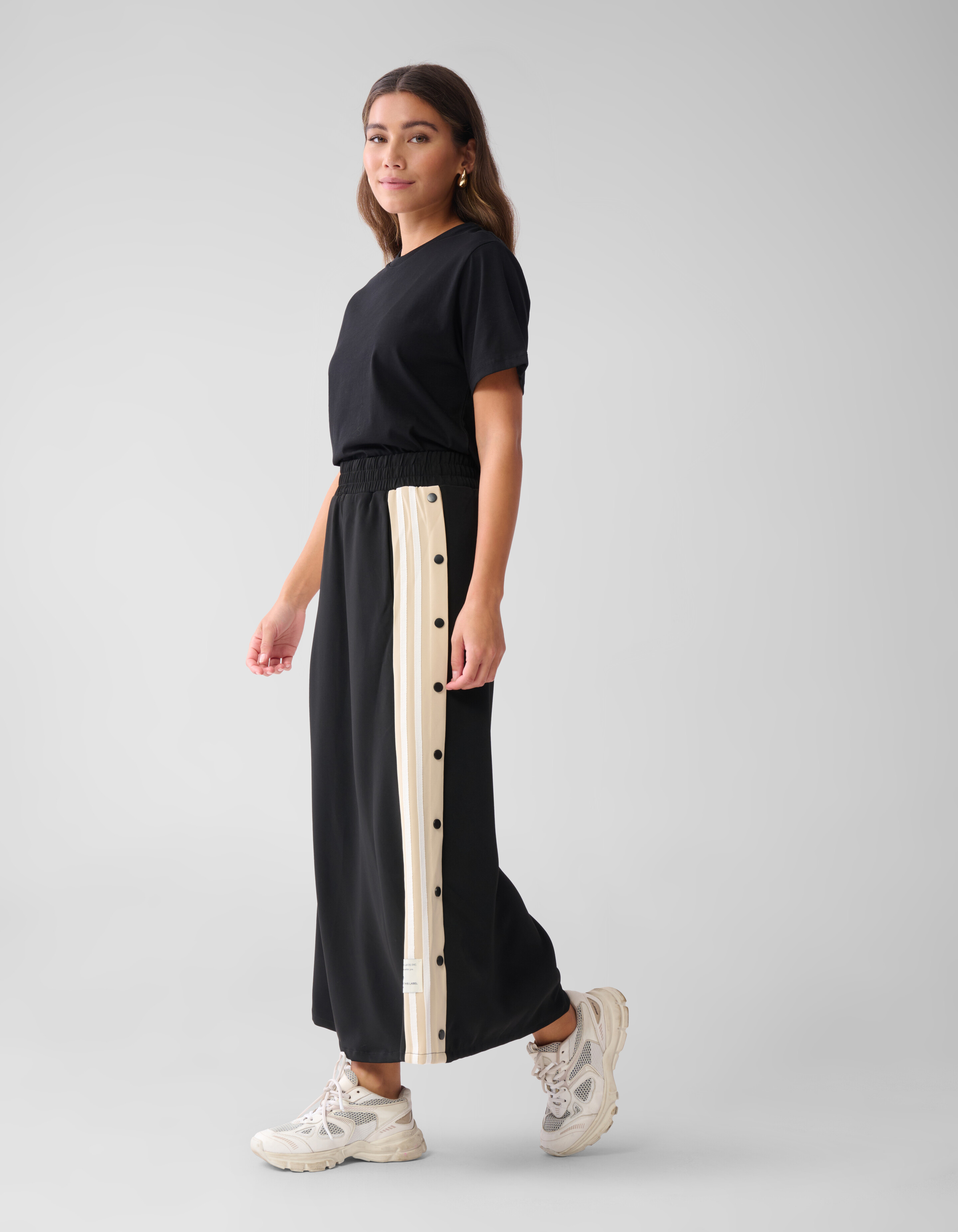 Sporty Button Maxi Rok Zwart SHOEBY WOMEN