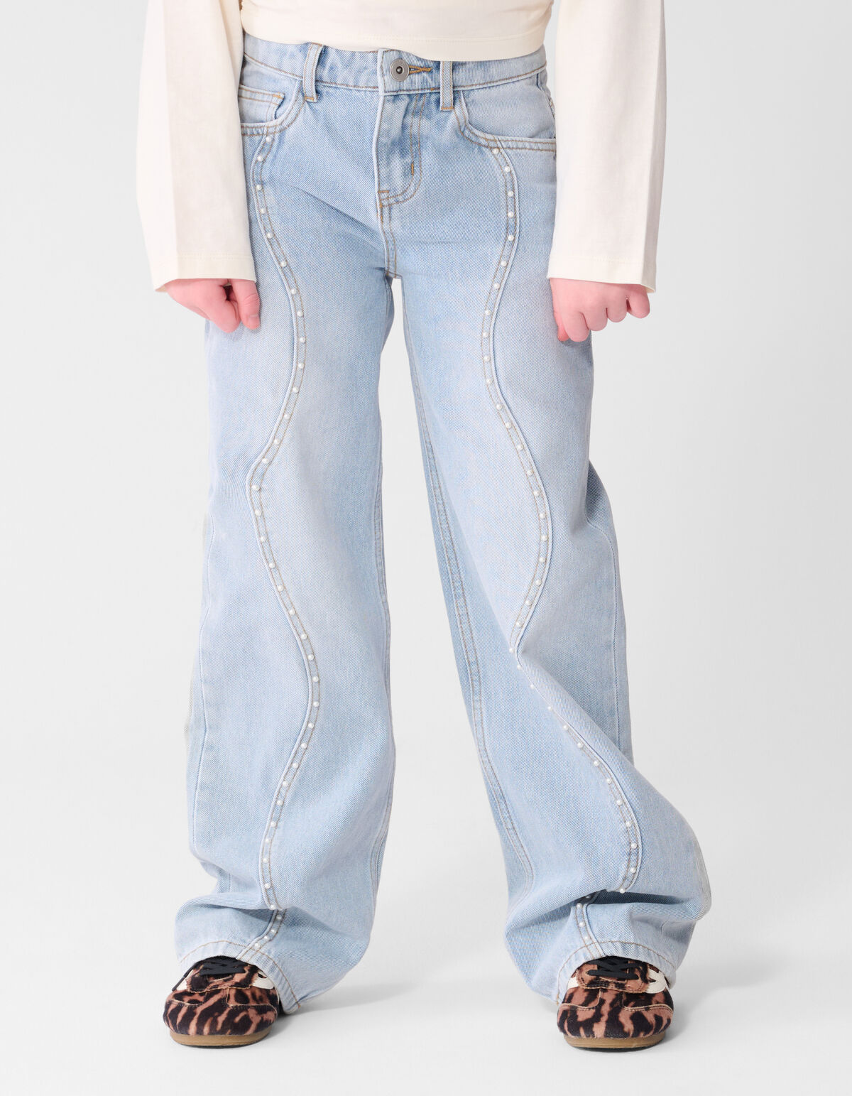 Ultra Wide Wavy Parel Jeans Bleached SHOEBY GIRLS
