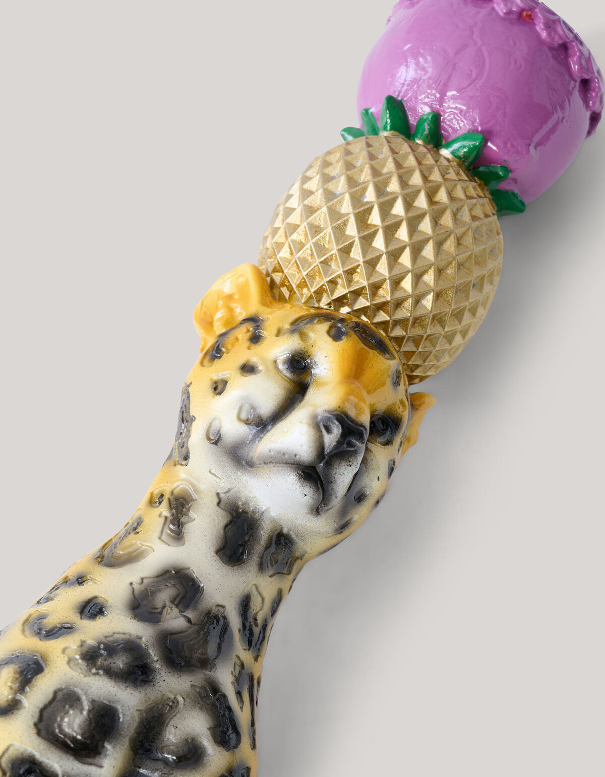 Leopard Kandelaar Roze By Fred SHOEBY ACCESSOIRES