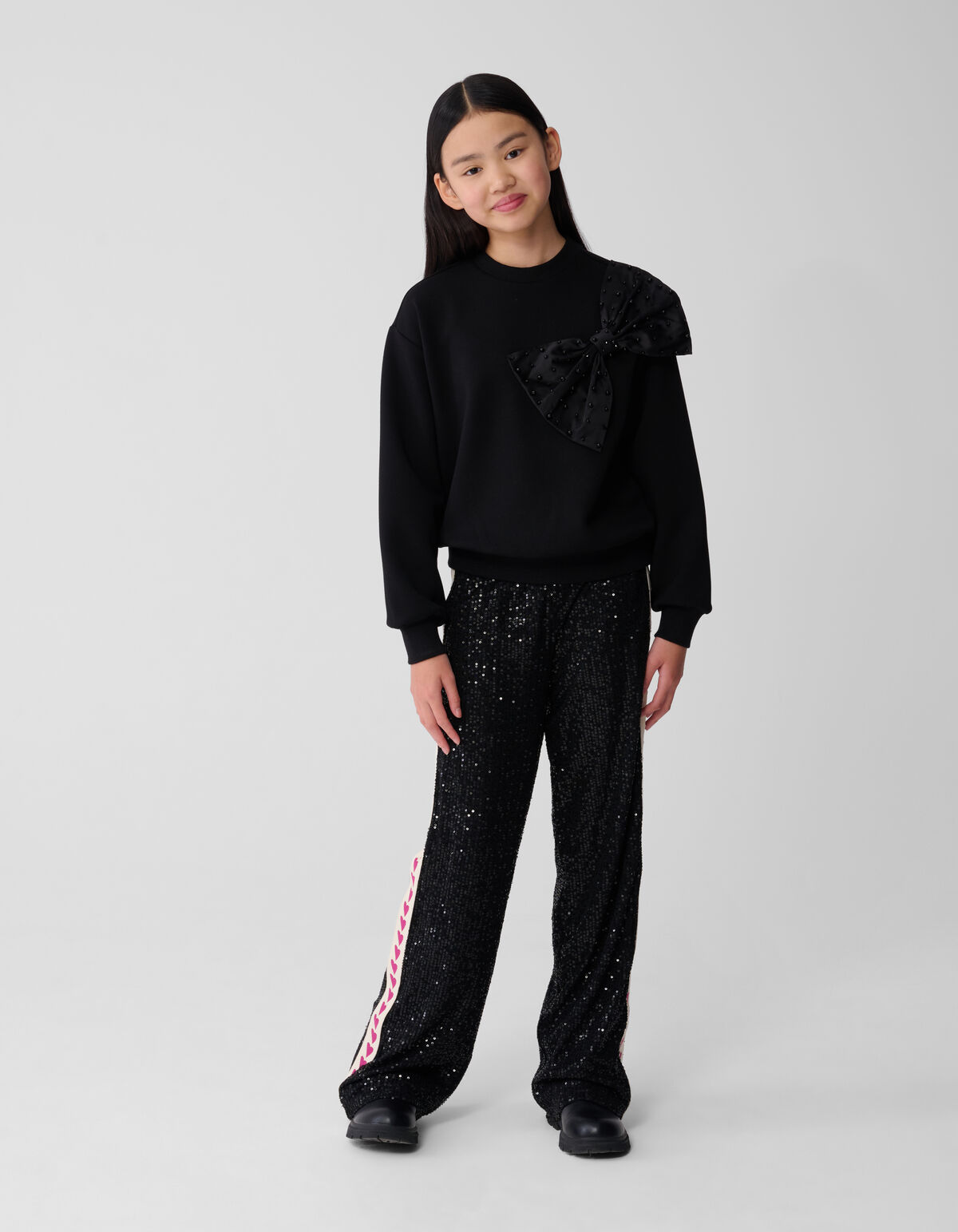 Big Strik Sweater Zwart SHOEBY GIRLS