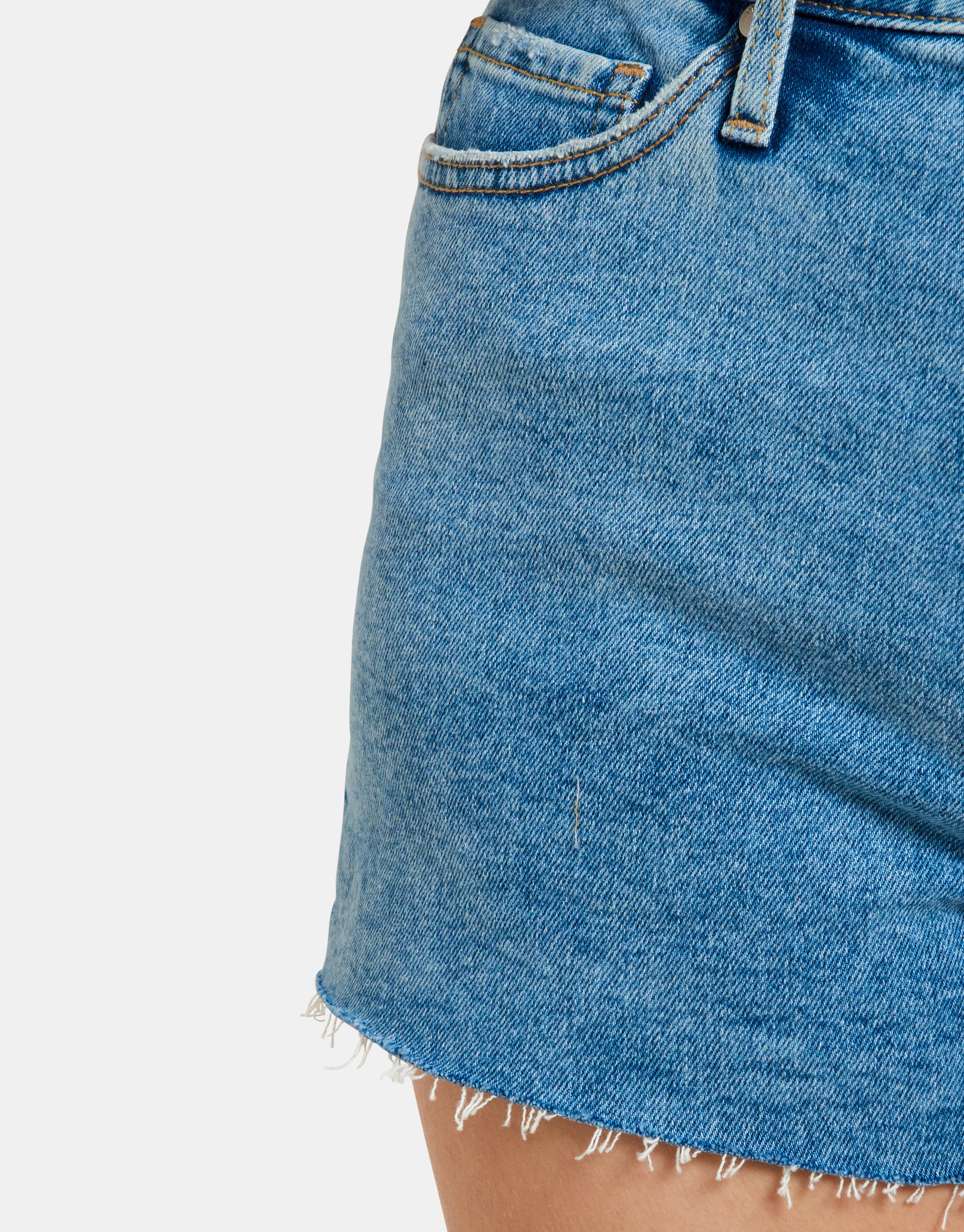 Cherry short Eksept