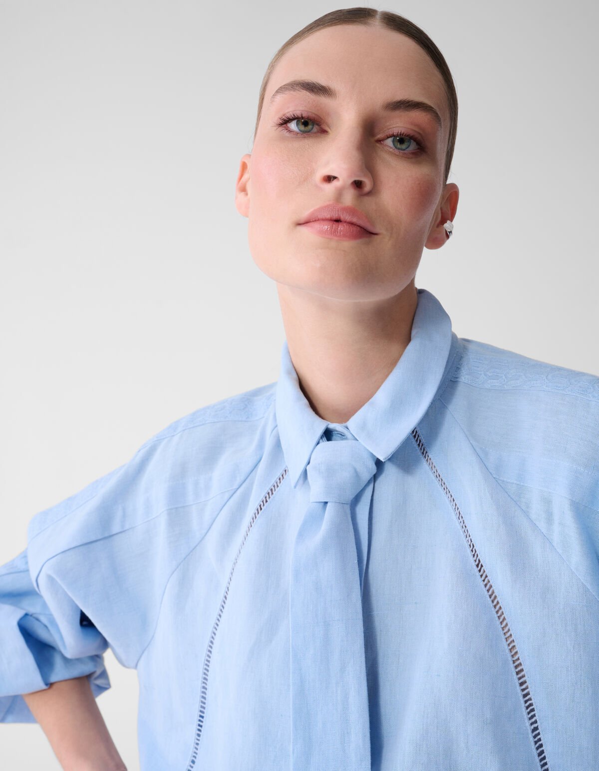 Pleated Embroidery Blouse Lichtblauw By Mieke SHOEBY WOMEN