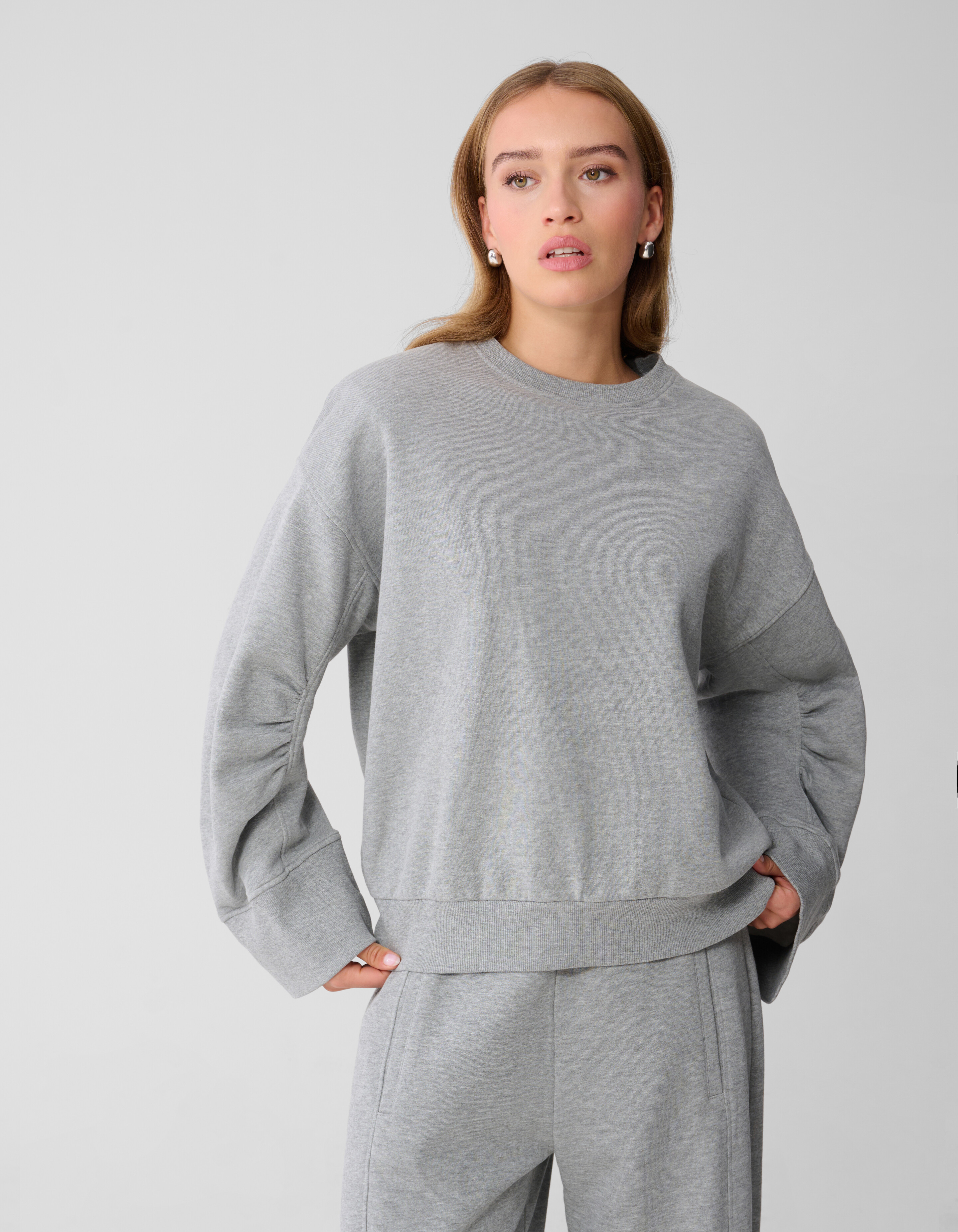 Oversized Sweater Lichtgrijs By Monica SHOEBY WOMEN