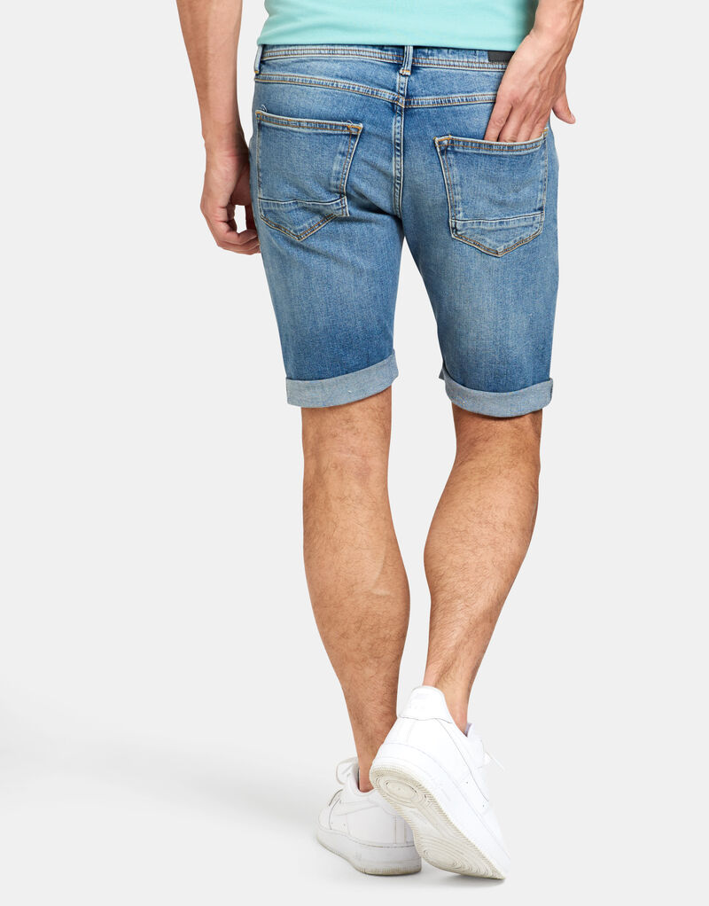 Lewis Short