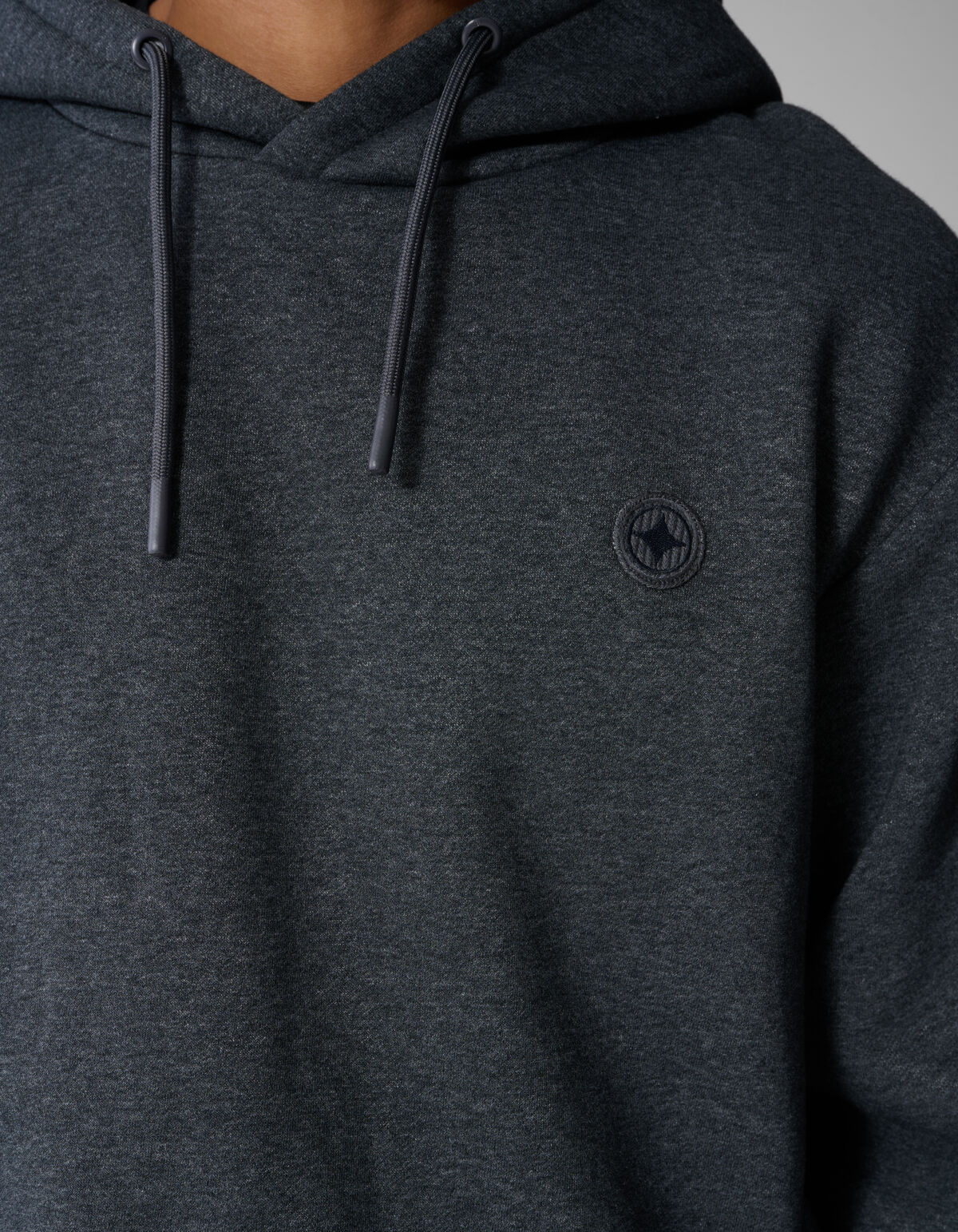 Embroidery Hoodie Donkergrijs SHOEBY MEN