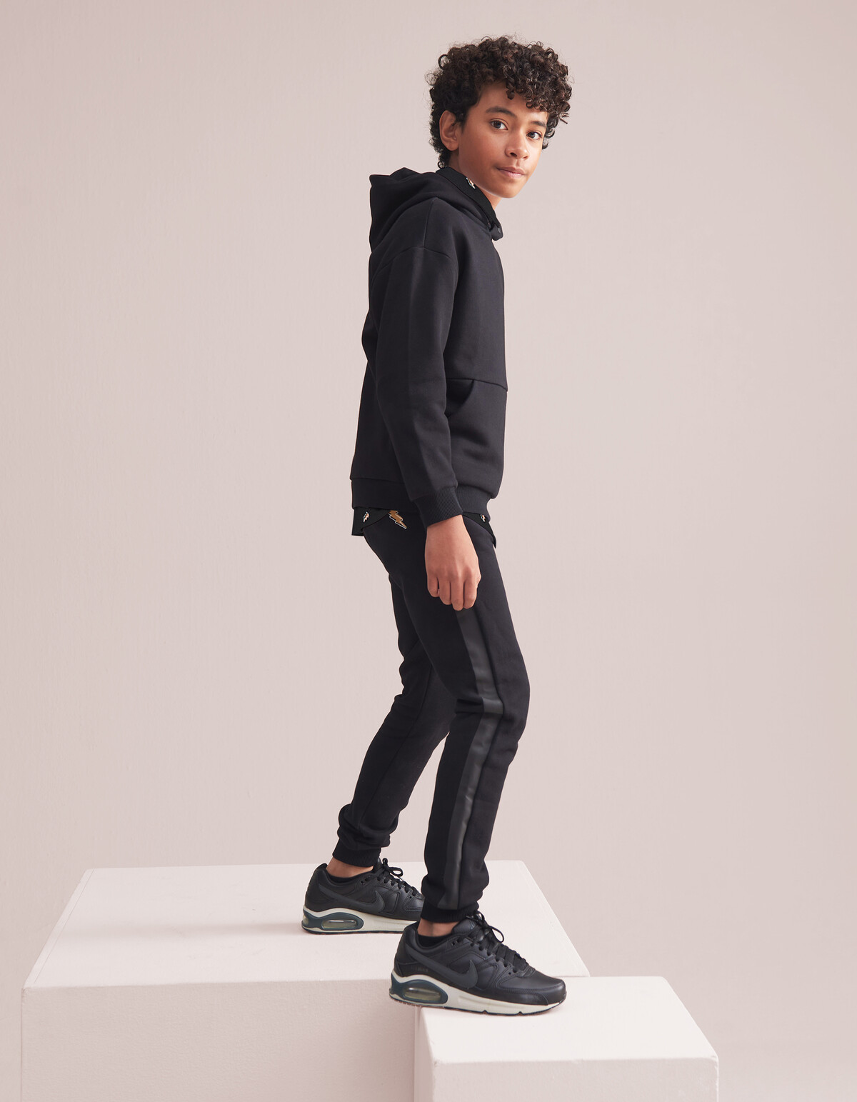 Pete Pantalon by Nicolette van Dam JILL&MITCH