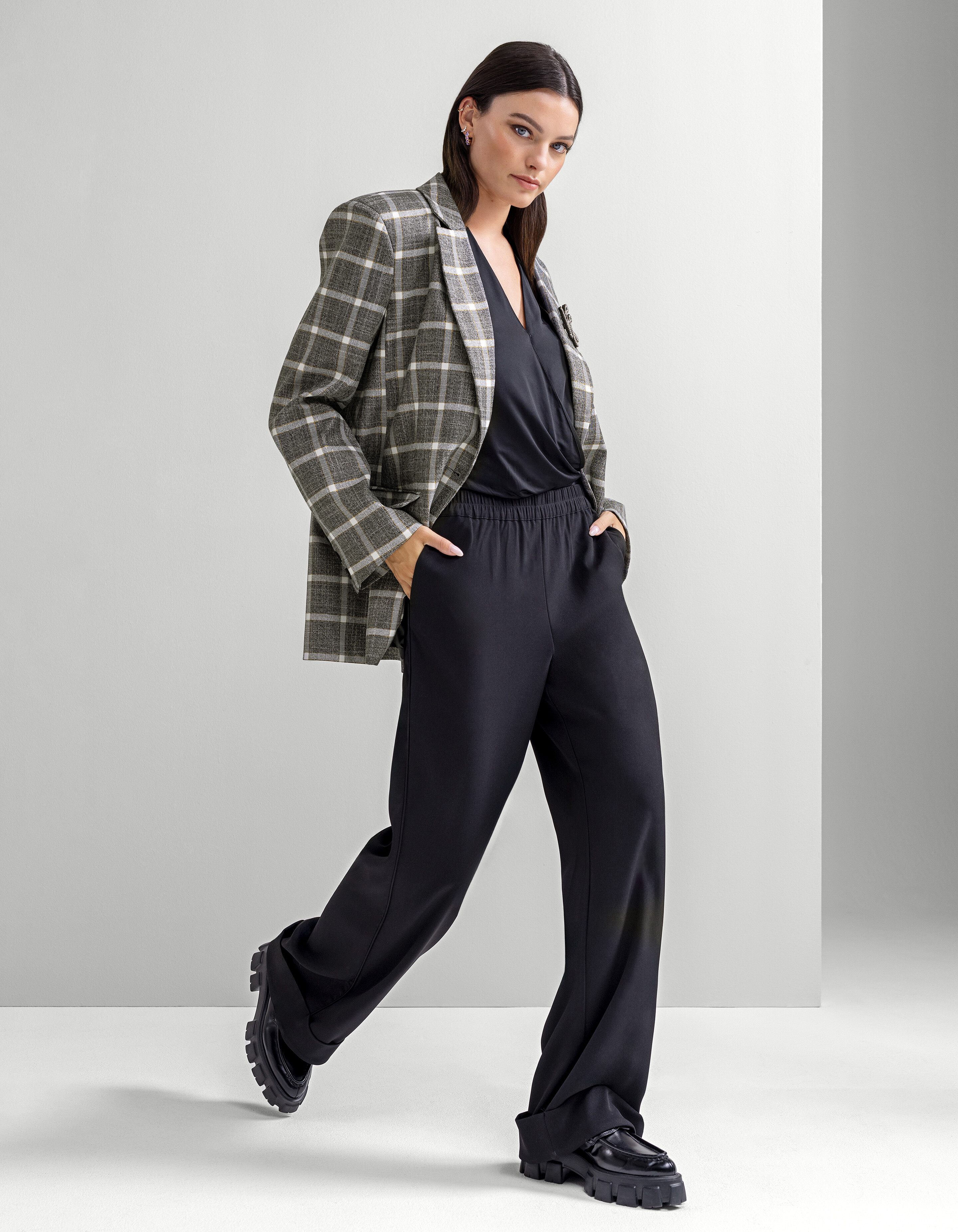Oversized Ruiten Blazer Grijs By Mieke SHOEBY WOMEN