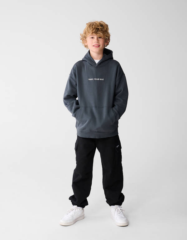 Trail Artwork Hoodie Donkergroen SHOEBY BOYS