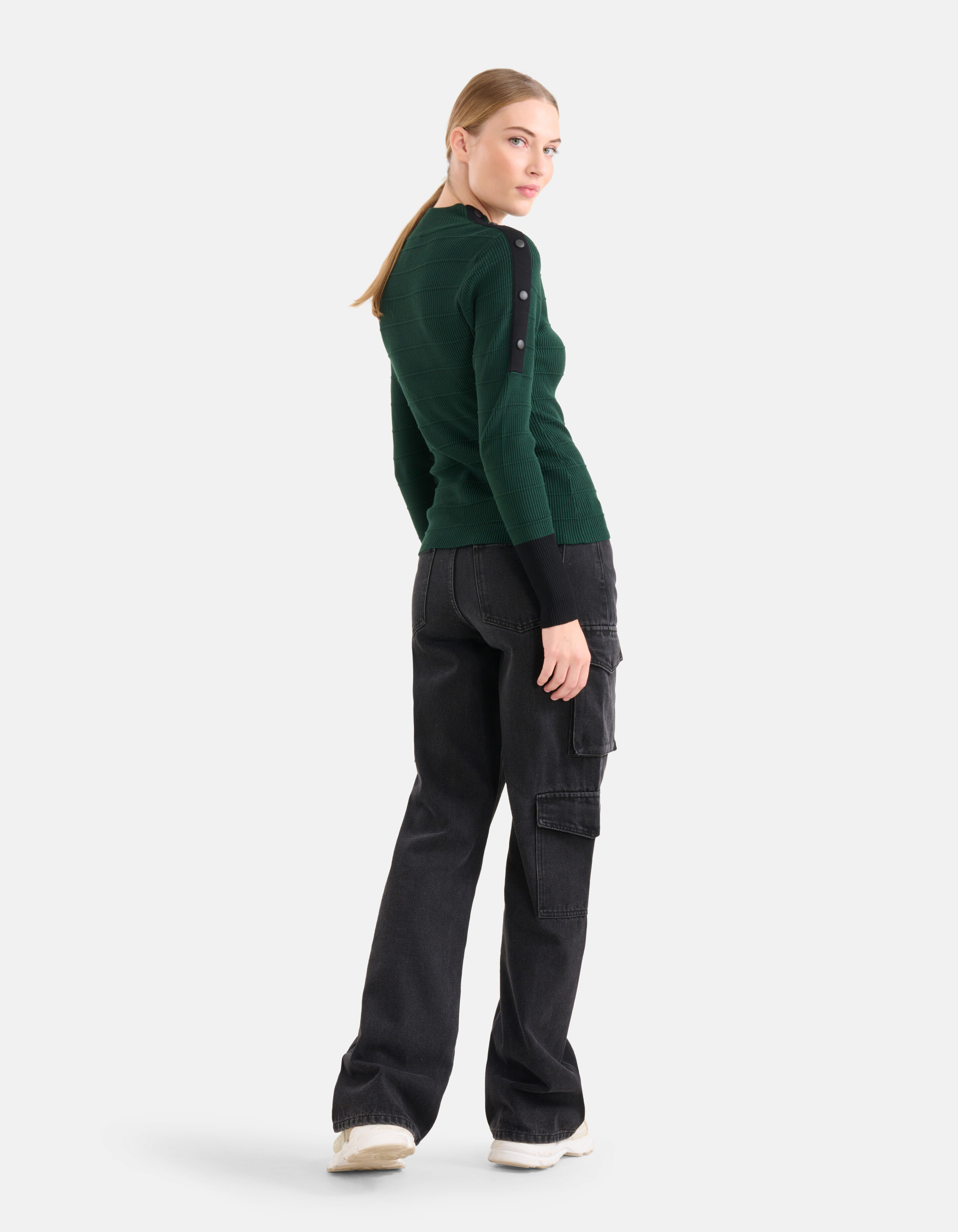 Knopen Trui Donkergroen SHOEBY WOMEN