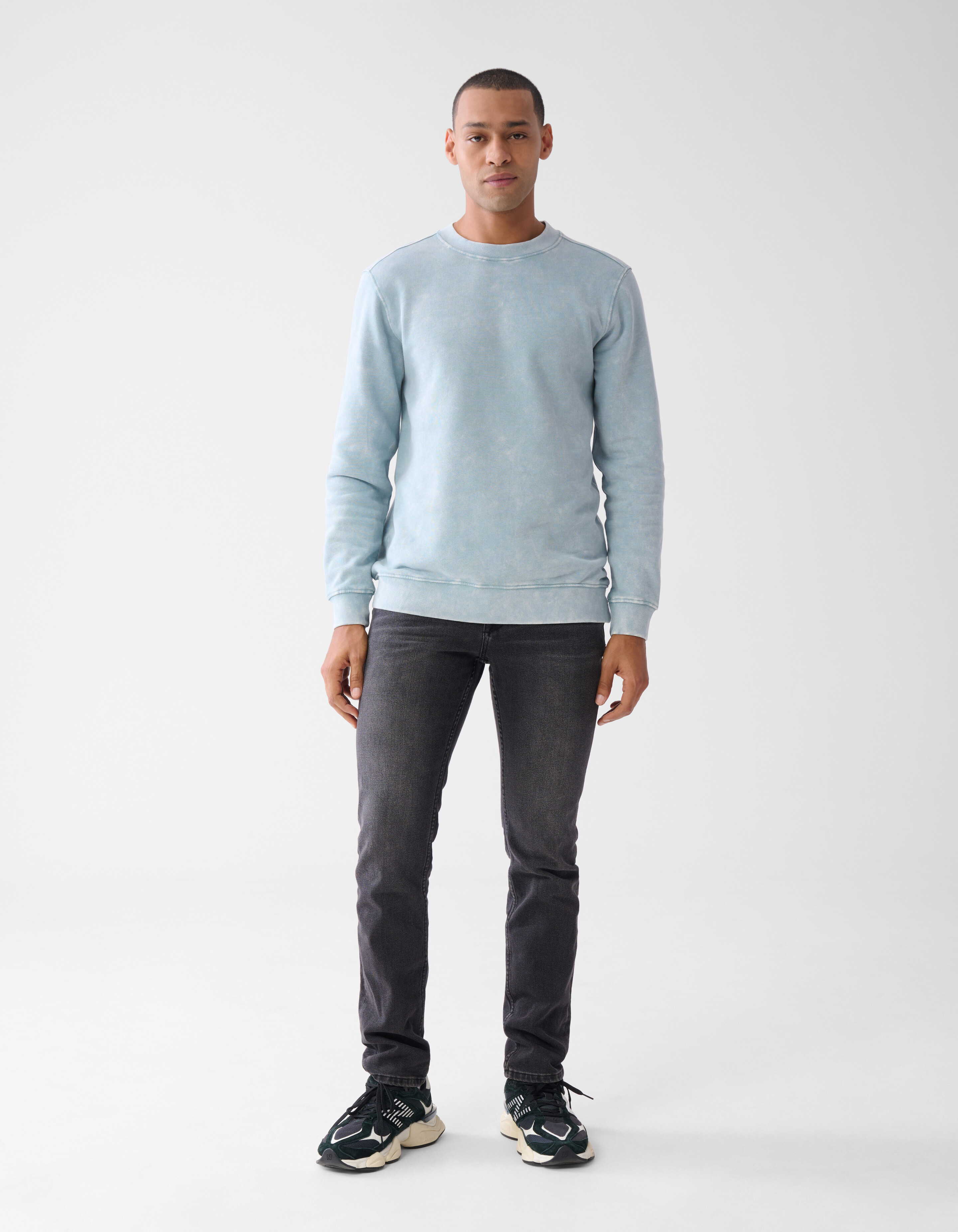 Basis Sweater Washed Lichtblauw SHOEBY MEN