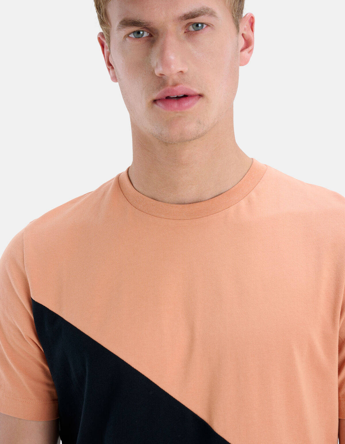 Diagonal T-shirt REFILL