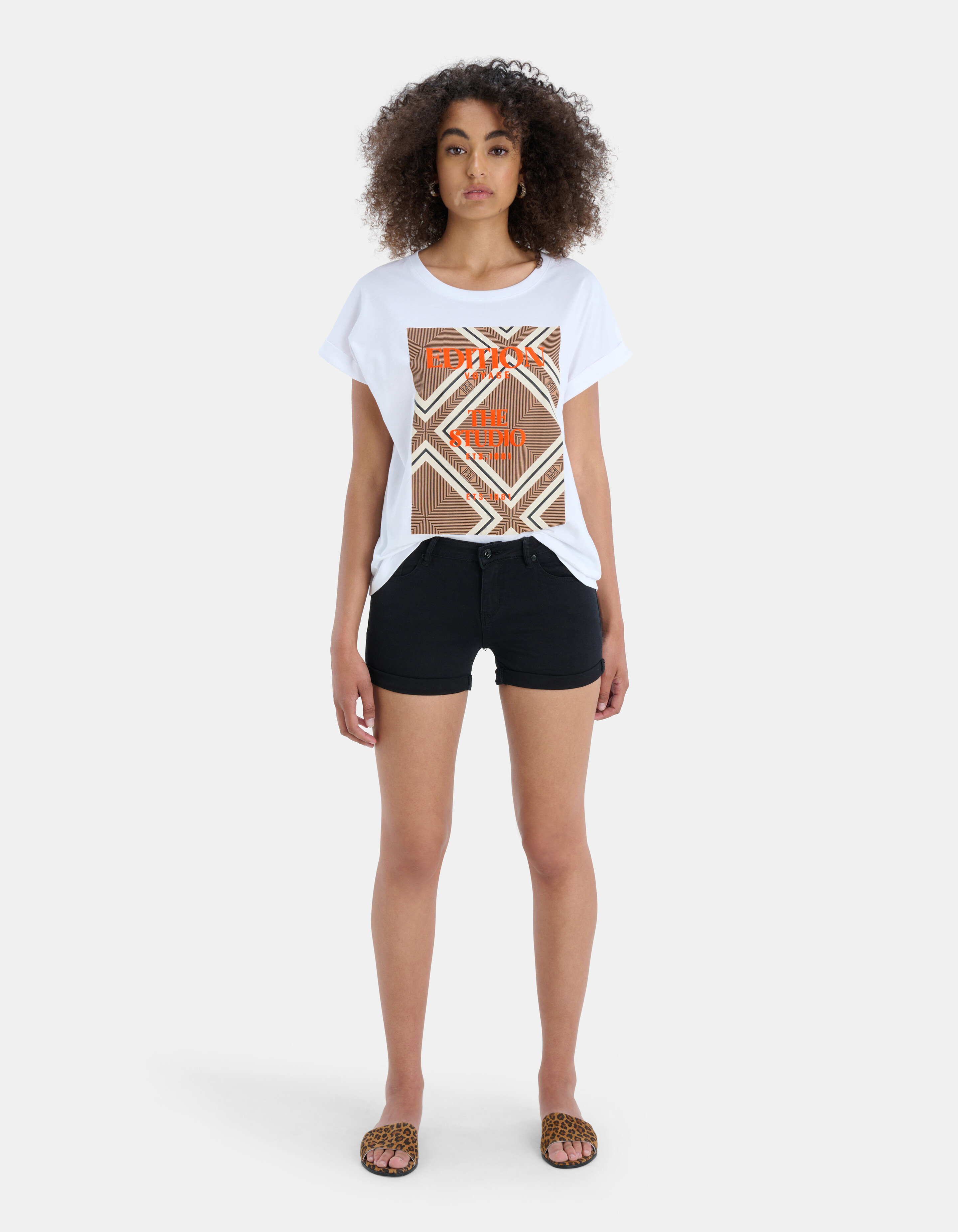 Carine Short Eksept