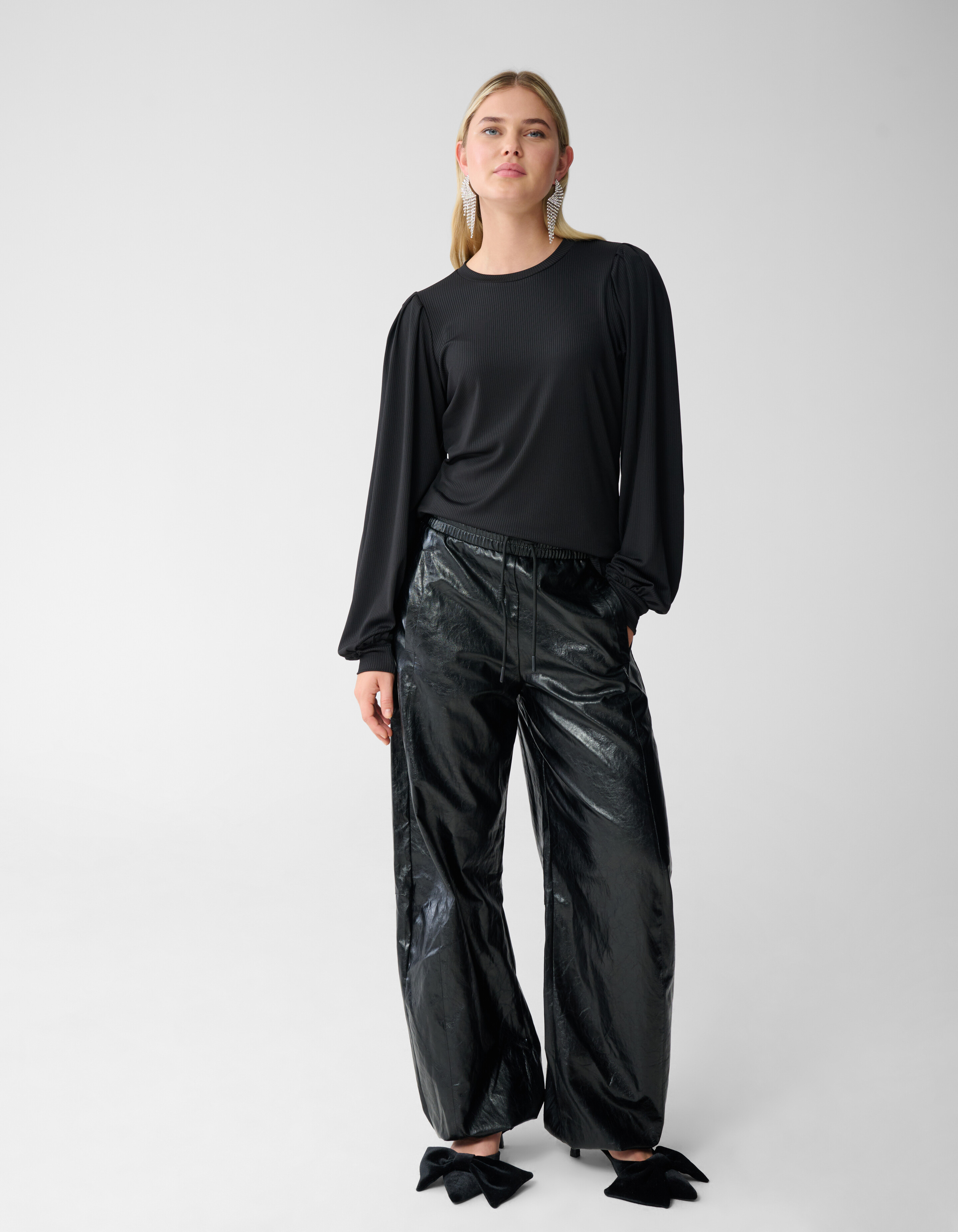 Rib Jersey Top Zwart SHOEBY WOMEN