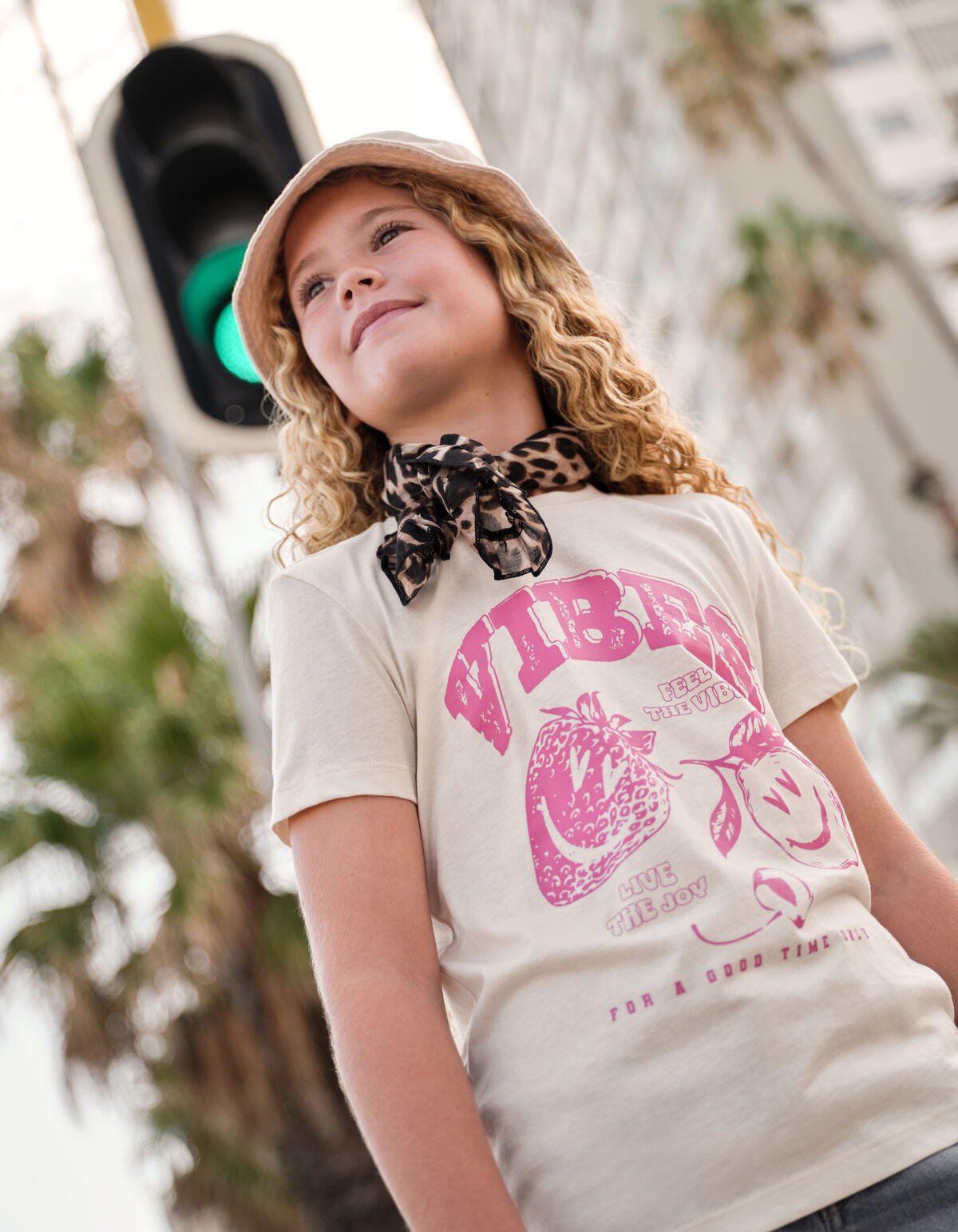 Vibes Artwork T-shirt Gebroken Wit SHOEBY GIRLS