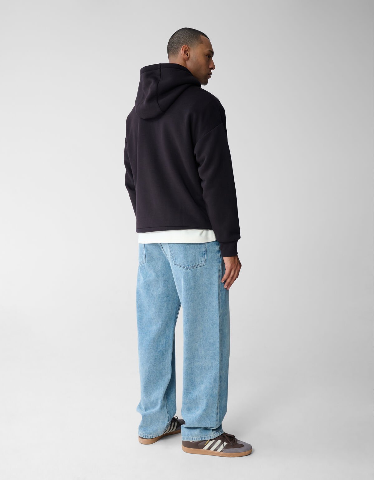 Label Sweat Hoodie Donkerbruin SHOEBY MEN