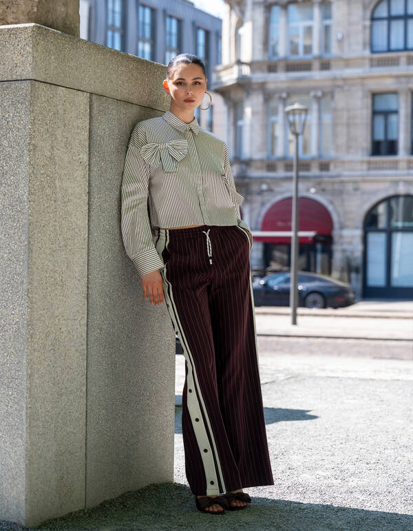 Pinstripe Strik Blouse Wit/Rood SHOEBY WOMEN