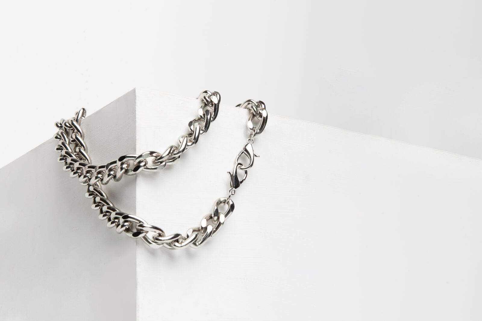 Closure Riem