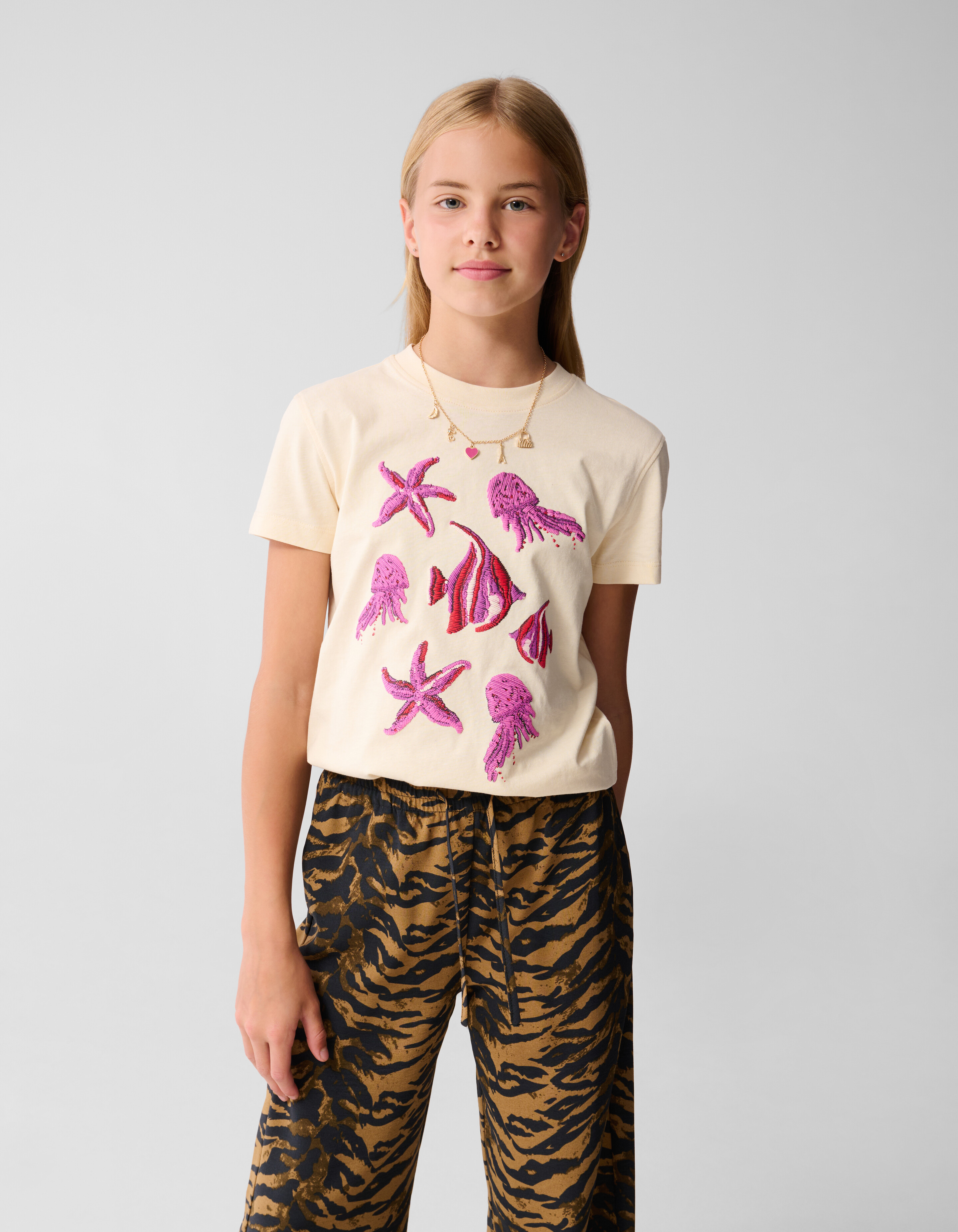 Mixed Sea Artwork T-shirt Gebroken Wit SHOEBY GIRLS
