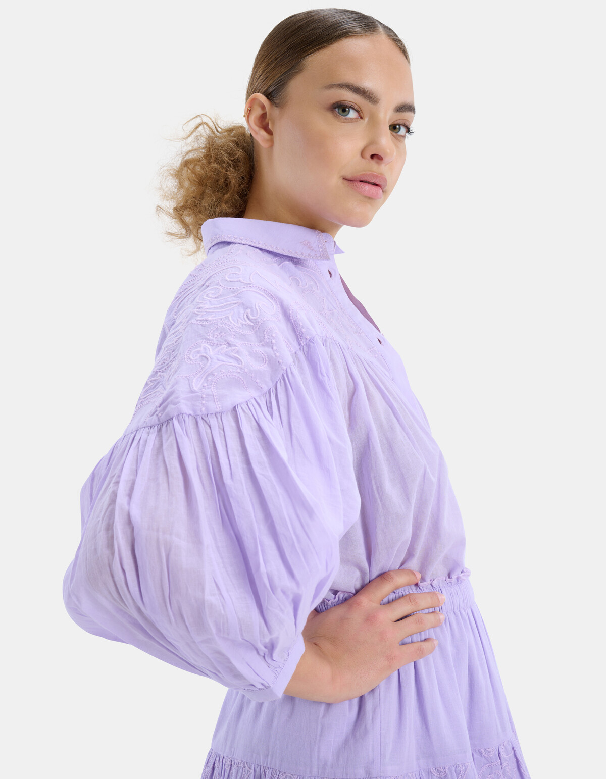 Embroidery Blouse By Nicolette EKSEPT