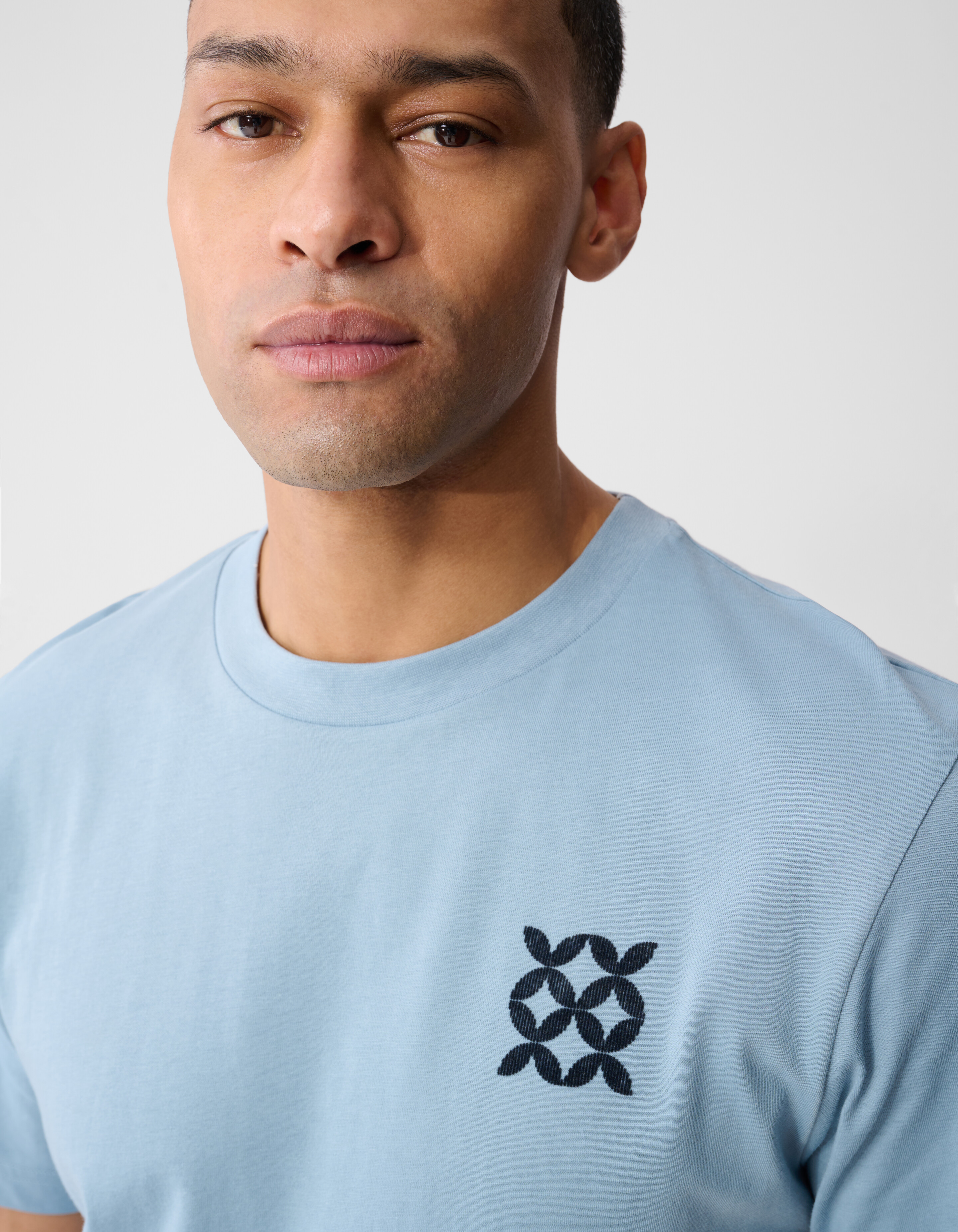 Striped Logo Artwork T-shirt Lichtblauw SHOEBY MEN