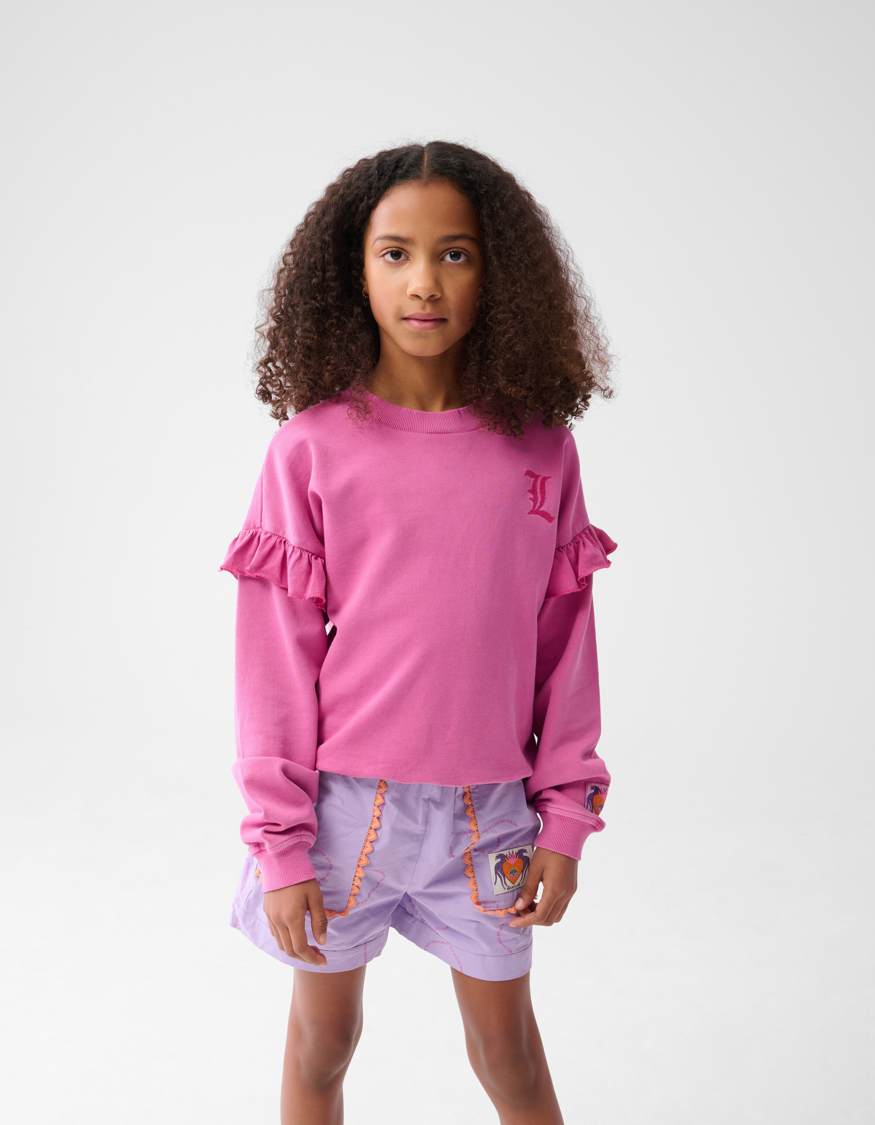 Ruffle Logo Sweater Roze By Lizzy SHOEBY GIRLS