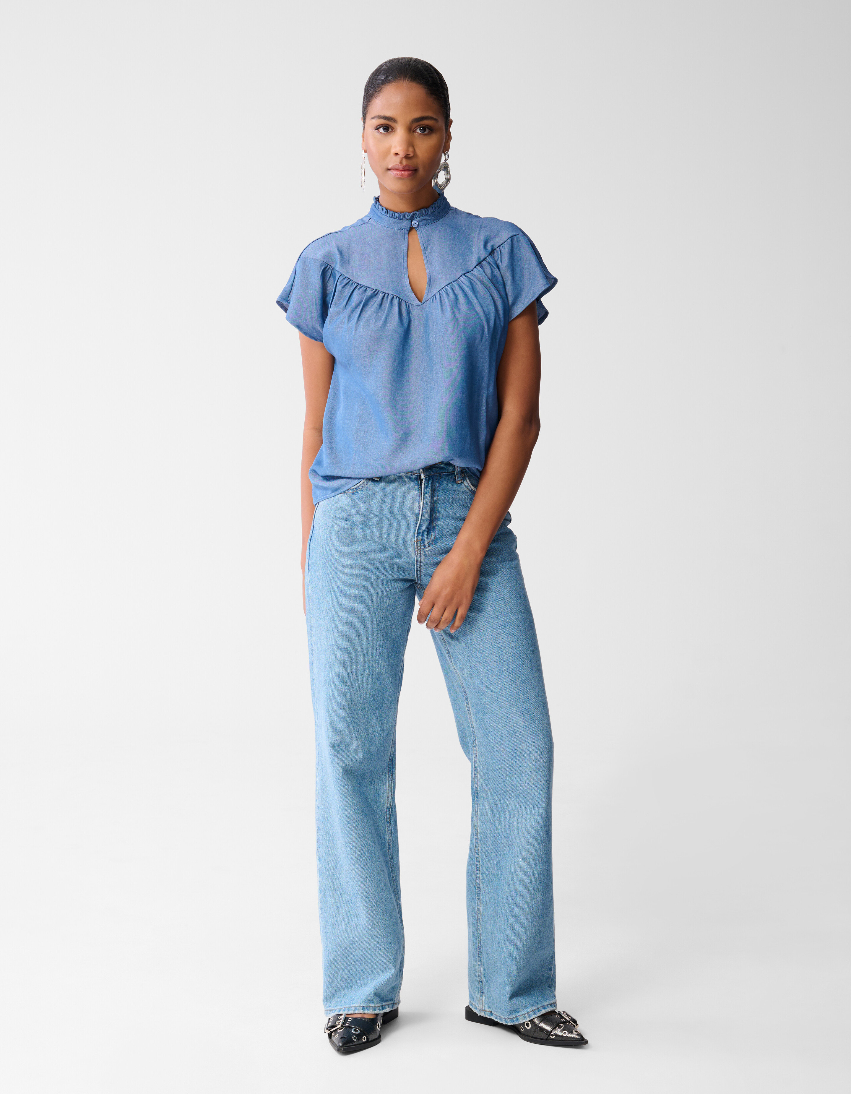 Tencel Ruffle Top Blauw SHOEBY WOMEN