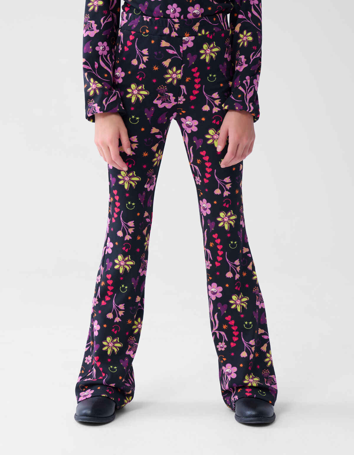 Doodle Print Rib Flared Legging Zwart SHOEBY GIRLS