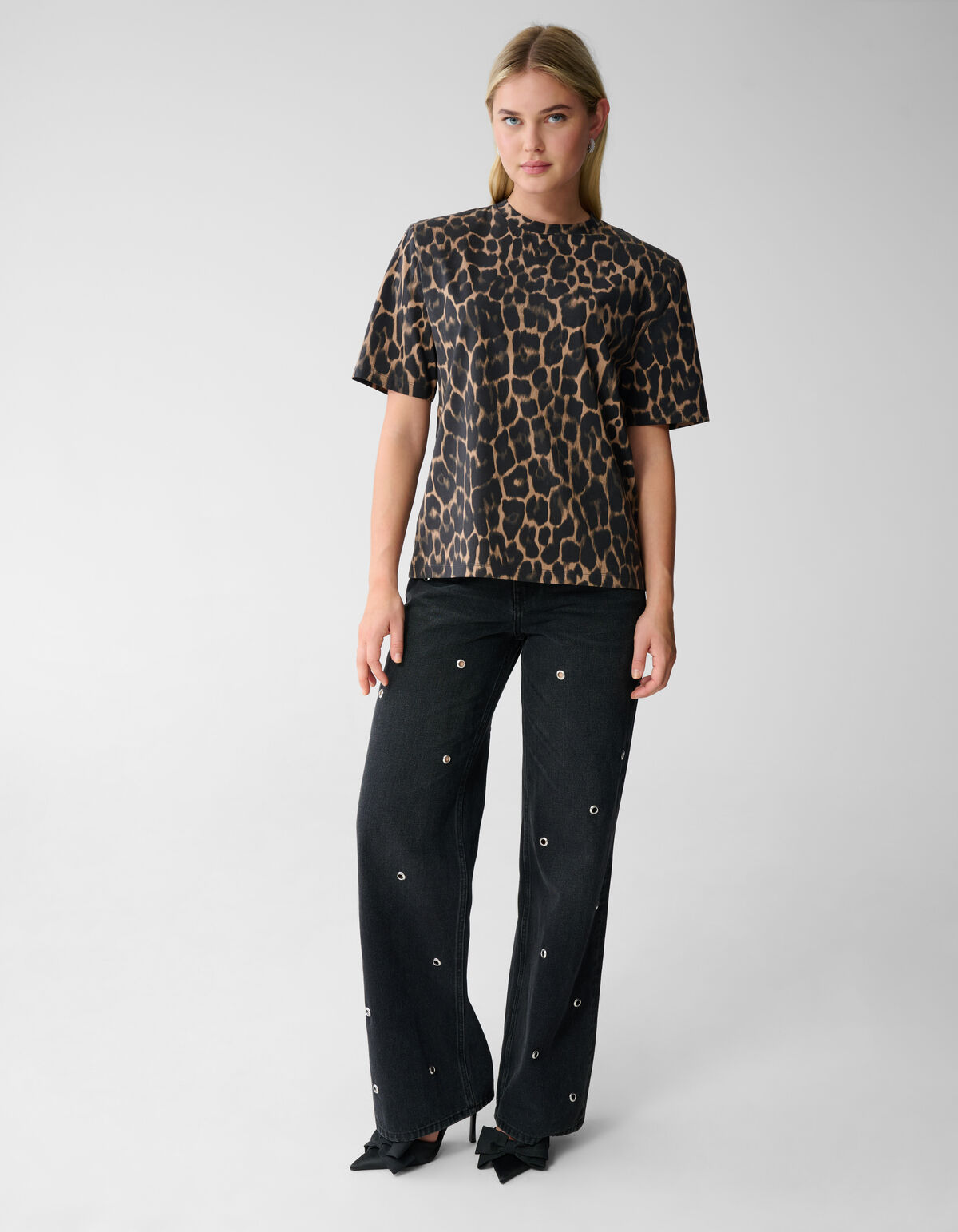 Padded Leopard Print T-shirt Bruin SHOEBY WOMEN