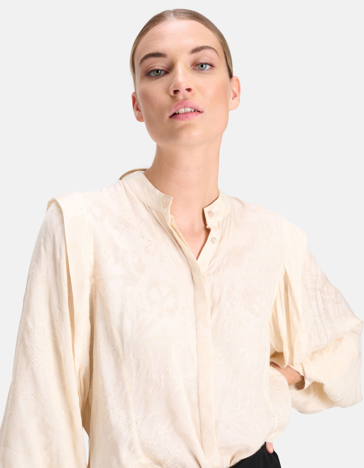 Jacquard Blouse Gebroken Wit By Mieke SHOEBY WOMEN