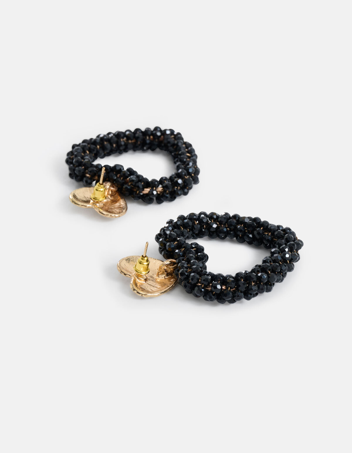 Beaded Hartjes Oorbellen Zwart SHOEBY ACCESSOIRES