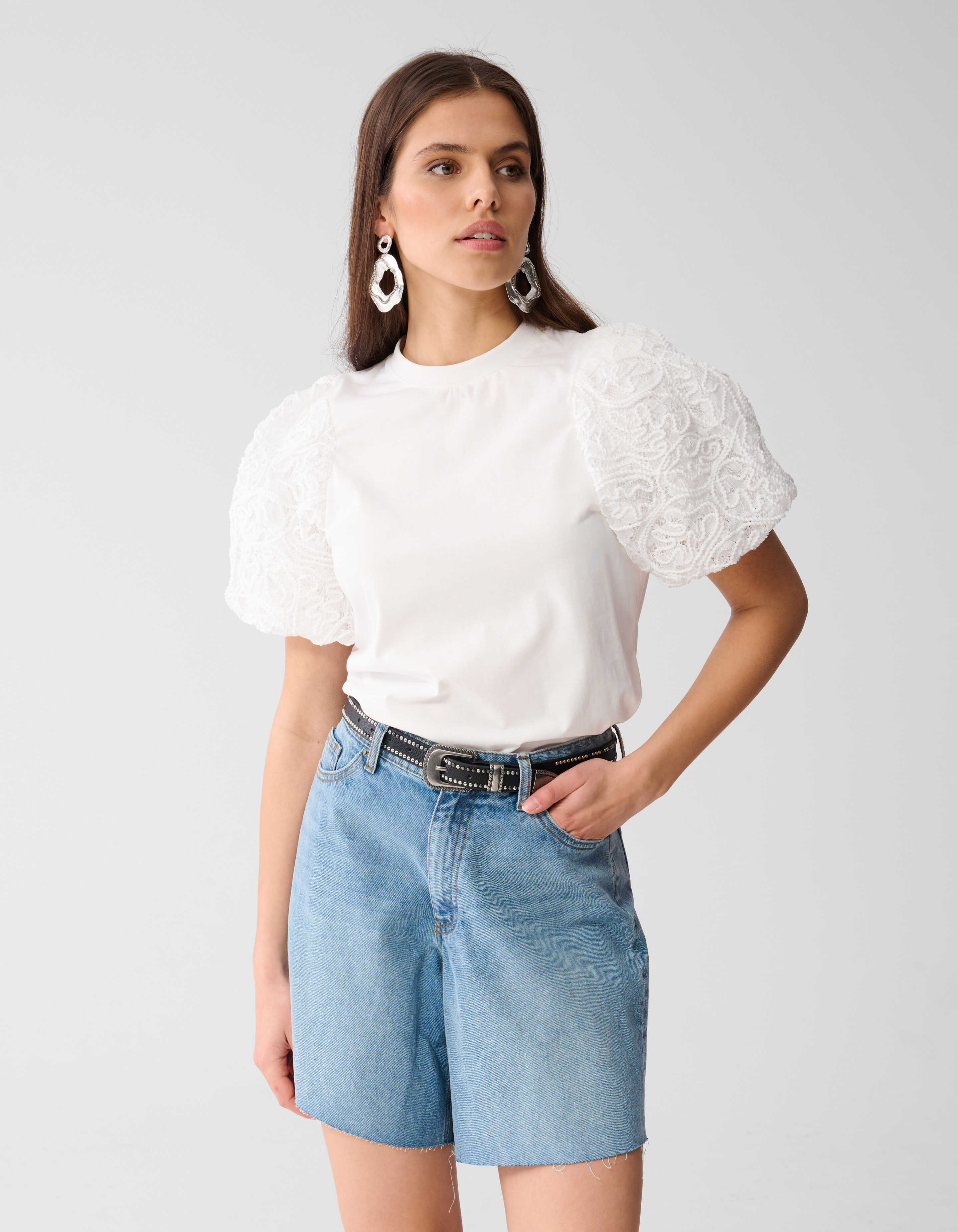 Puff Embroidery T-shirt Wit SHOEBY WOMEN