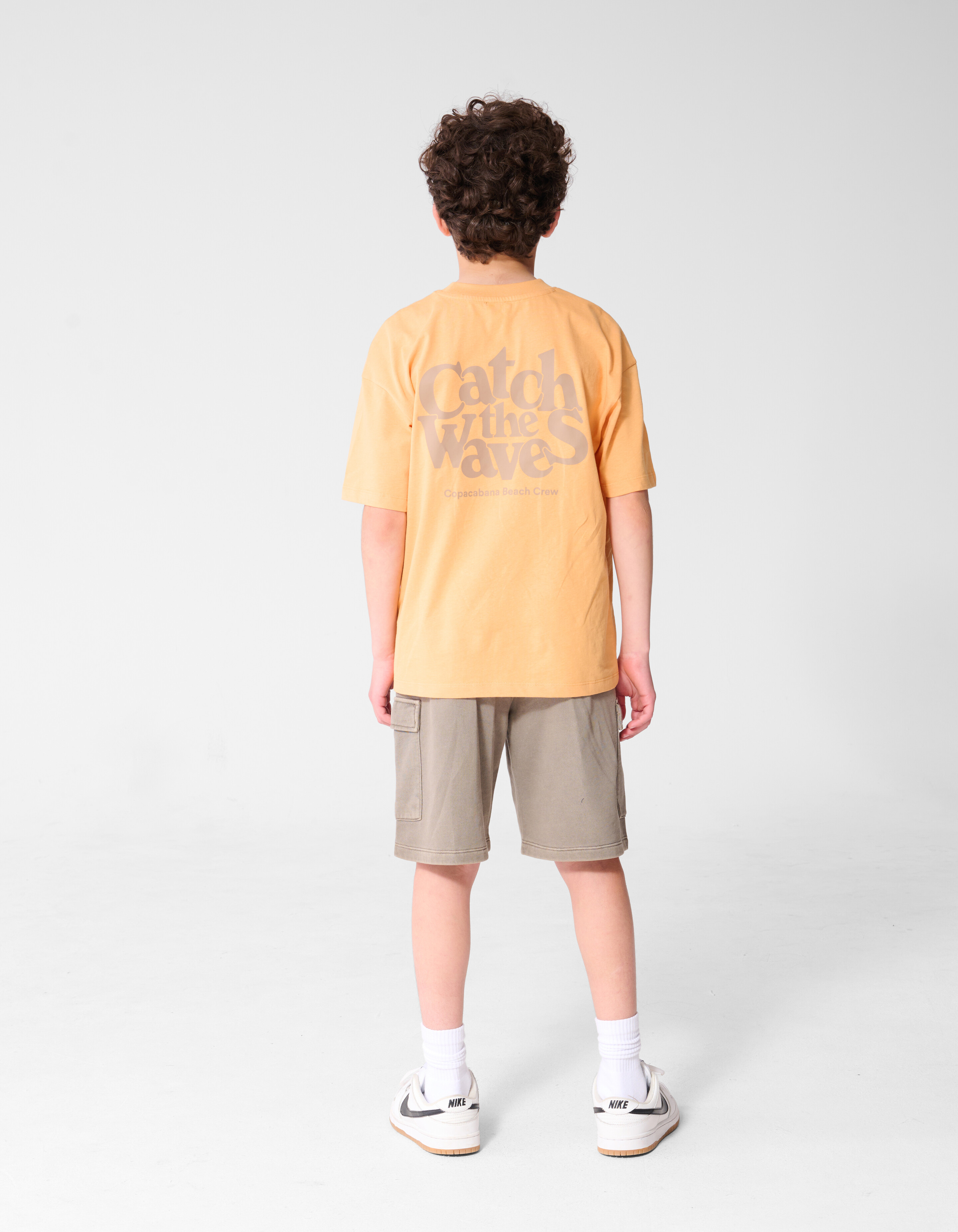 Catch Artwork T-shirt Licht SHOEBY BOYS