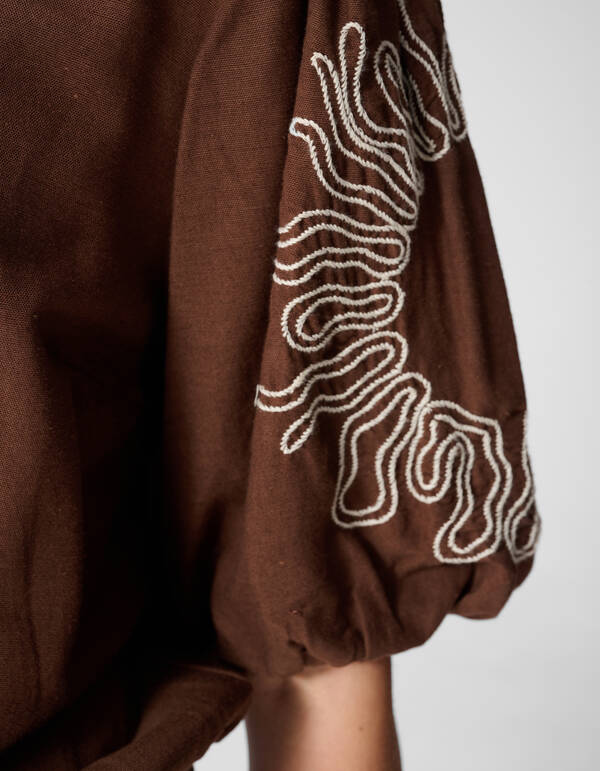 Embroidery Cropped Top Bruin SHOEBY WOMEN