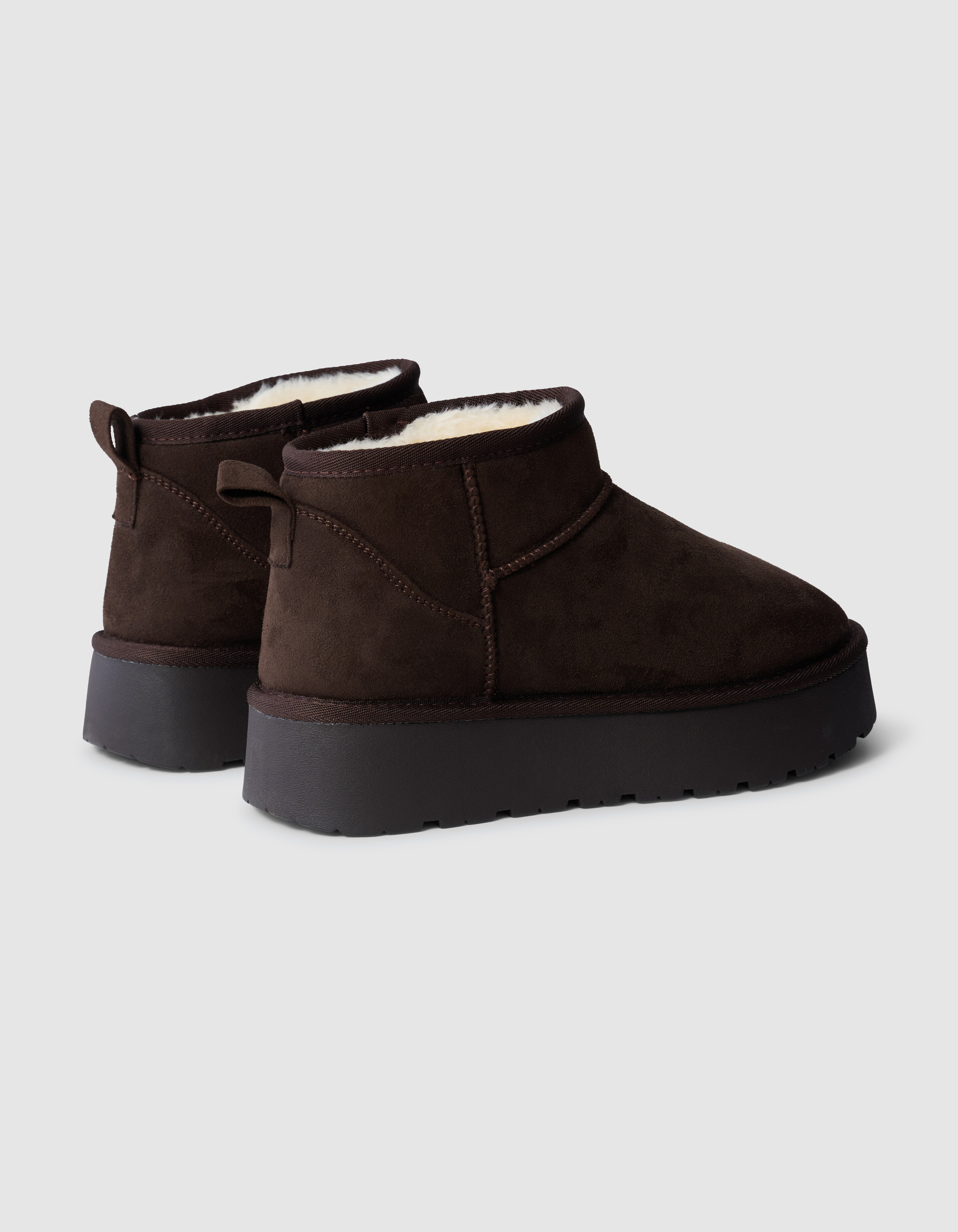 Zachte Korte Laarzen Donkerbruin SHOEBY SHOES