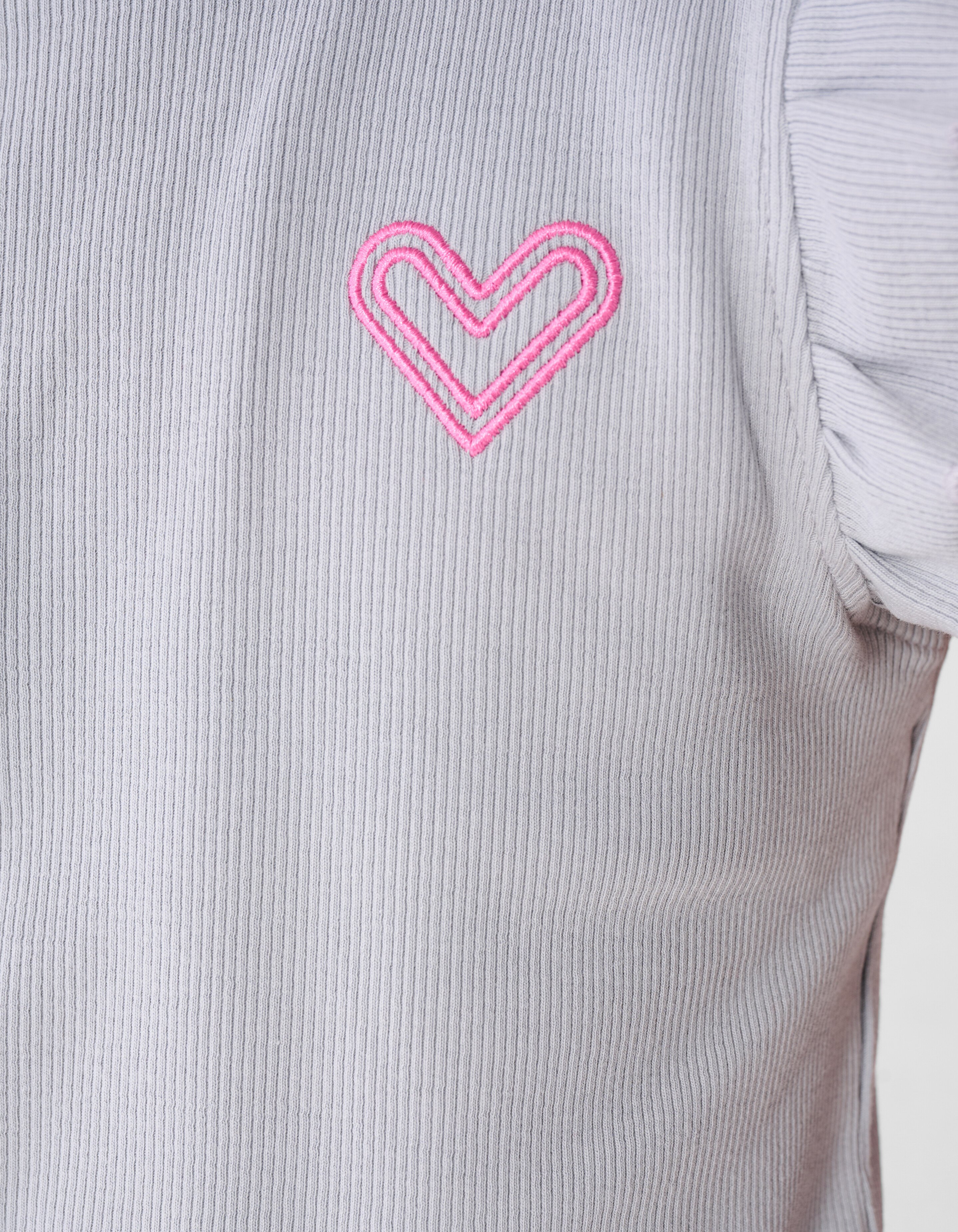 Ruffle Heart Top Lichtgrijs SHOEBY GIRLS